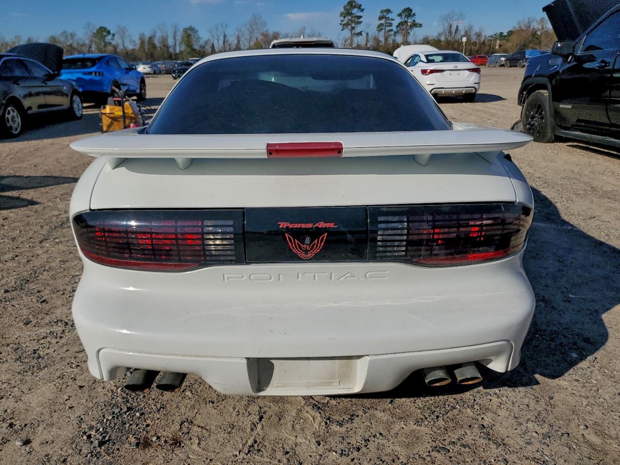 1997 Pontiac Firebird Formula Белый vin: 2G2FV22P4V2216963