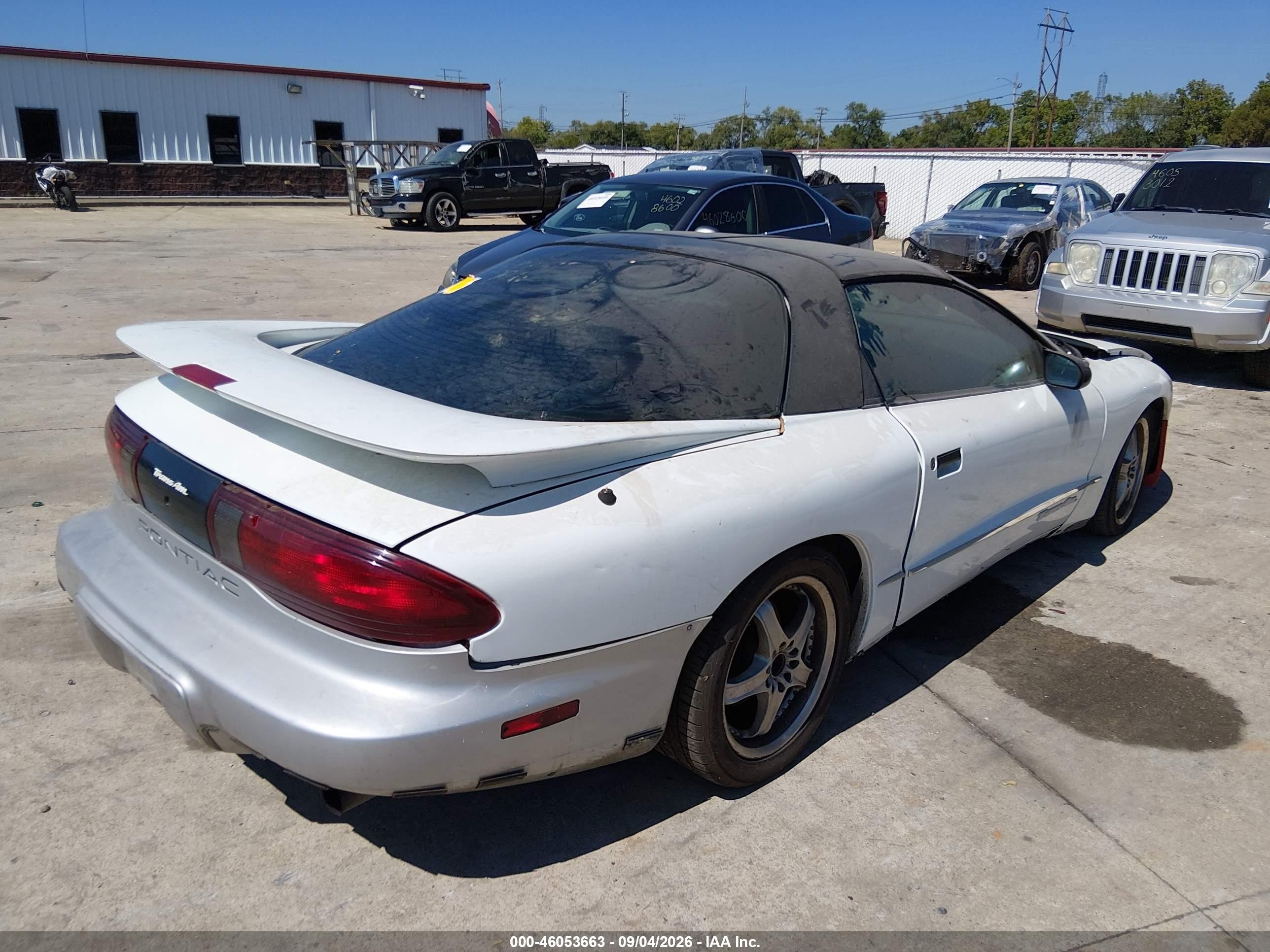 1995 Pontiac Firebird Formula/trans Am Белый vin: 2G2FV22P8S2216878