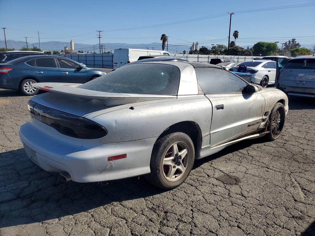 1995 Pontiac Firebird Formula Silver vin: 2G2FV22P9S2213956