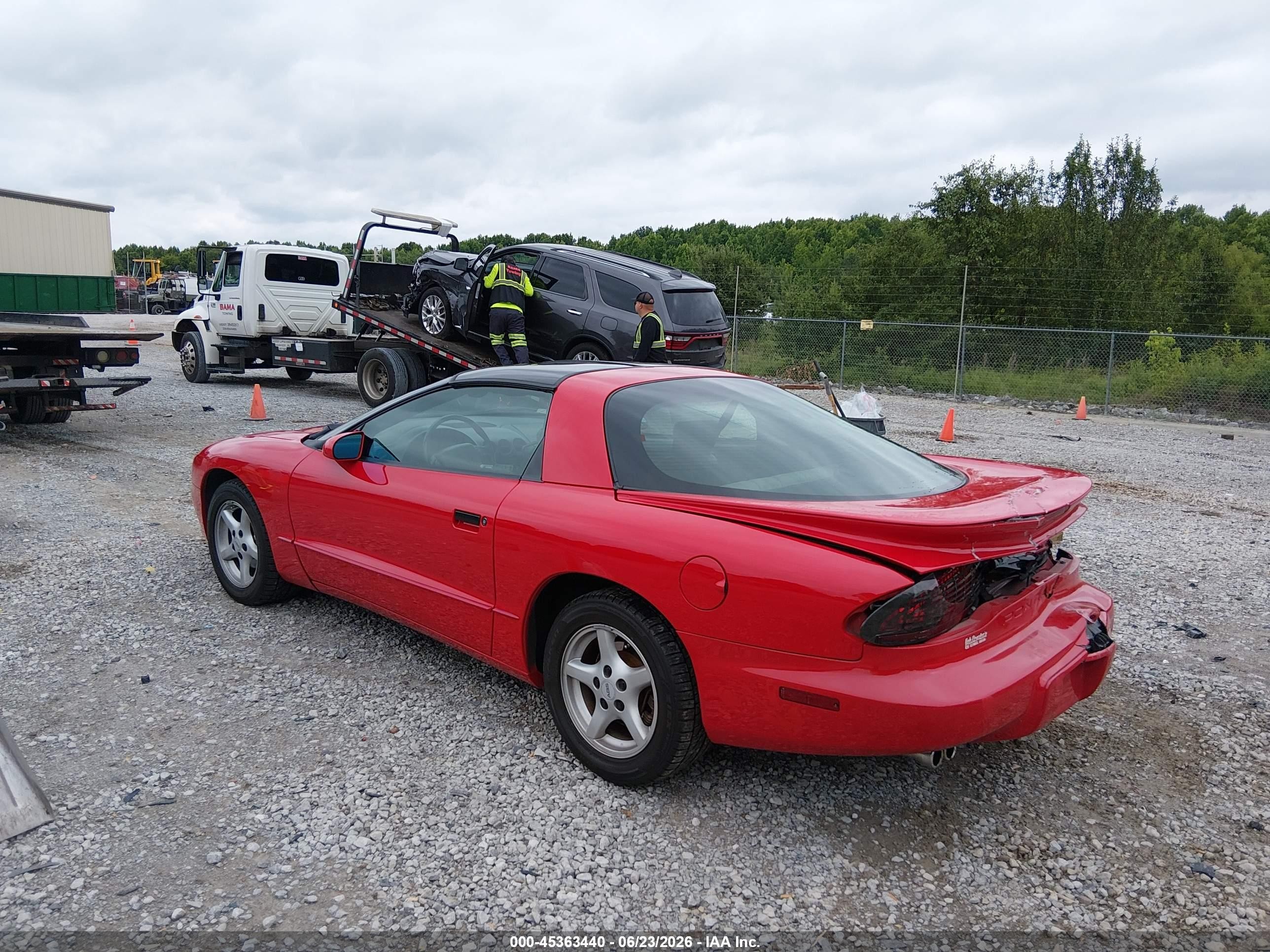 1995 Pontiac Firebird Formula/trans Am Red vin: 2G2FV22P9S2239554