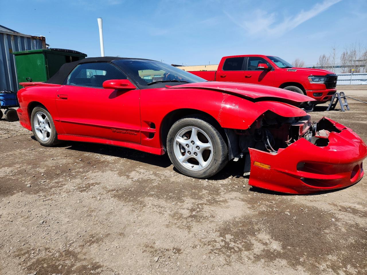 2000 Pontiac Firebird Trans Am Red vin: 2G2FV32G2Y2134403