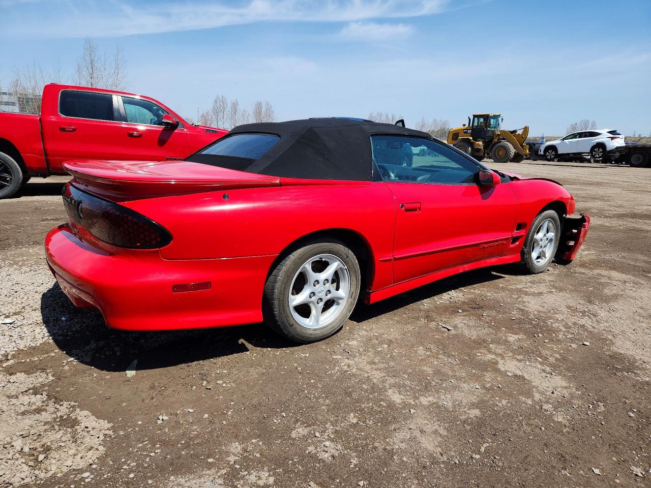 2000 Pontiac Firebird Trans Am Red vin: 2G2FV32G2Y2134403