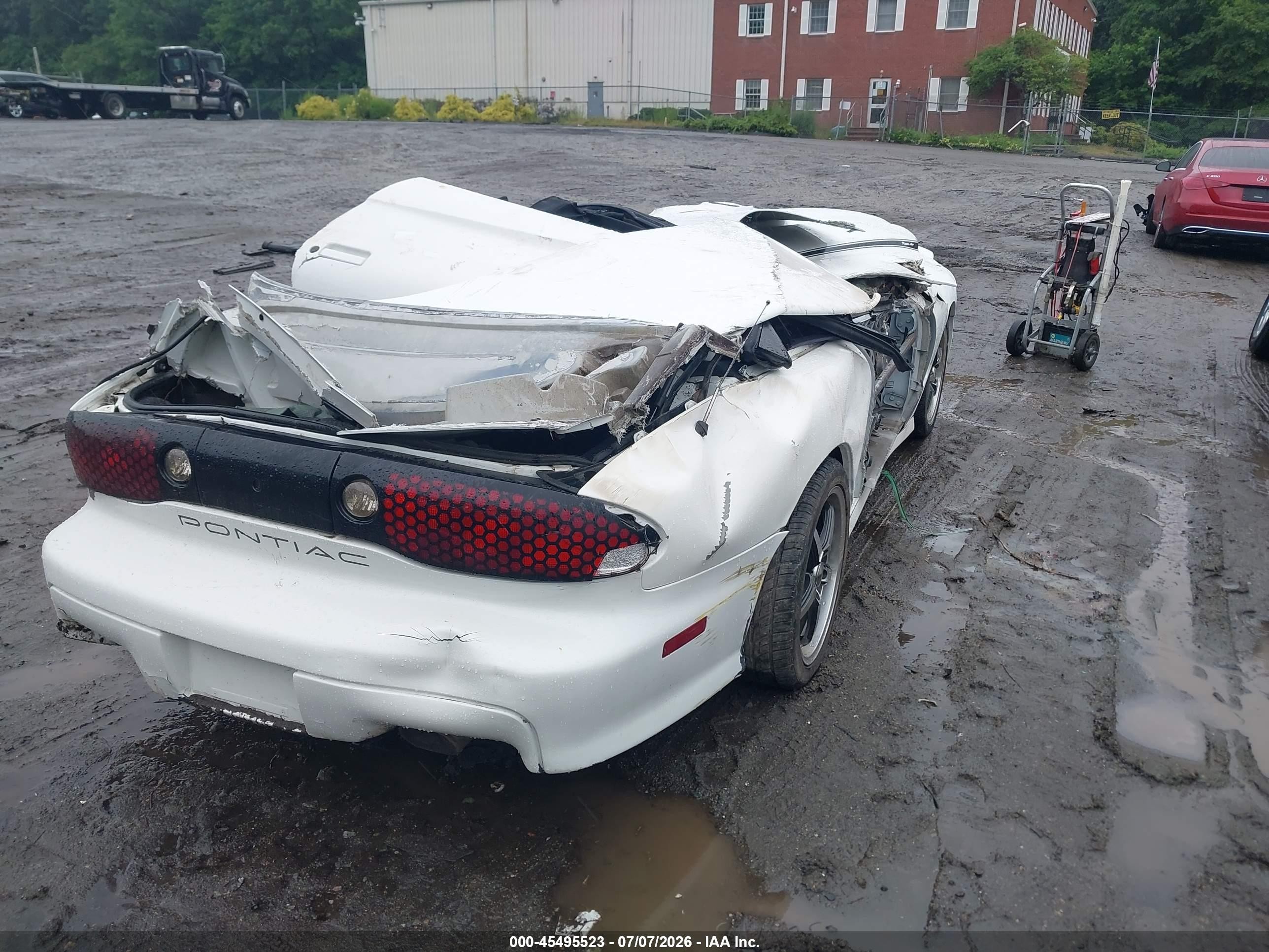 2000 Pontiac Firebird Trans Am White vin: 2G2FV32G6Y2129902