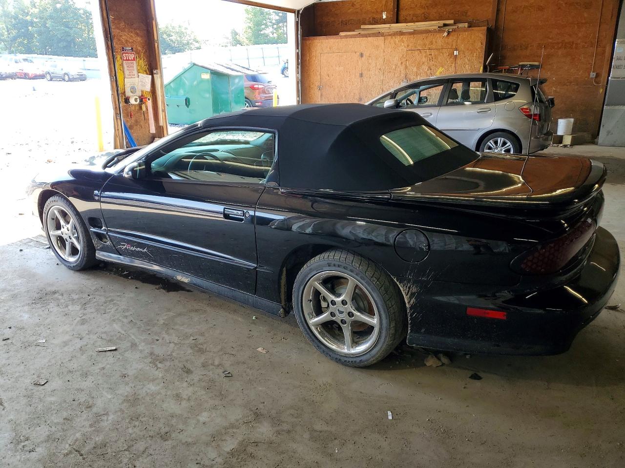 2002 Pontiac Firebird Trans Am Black vin: 2G2FV32G722130371