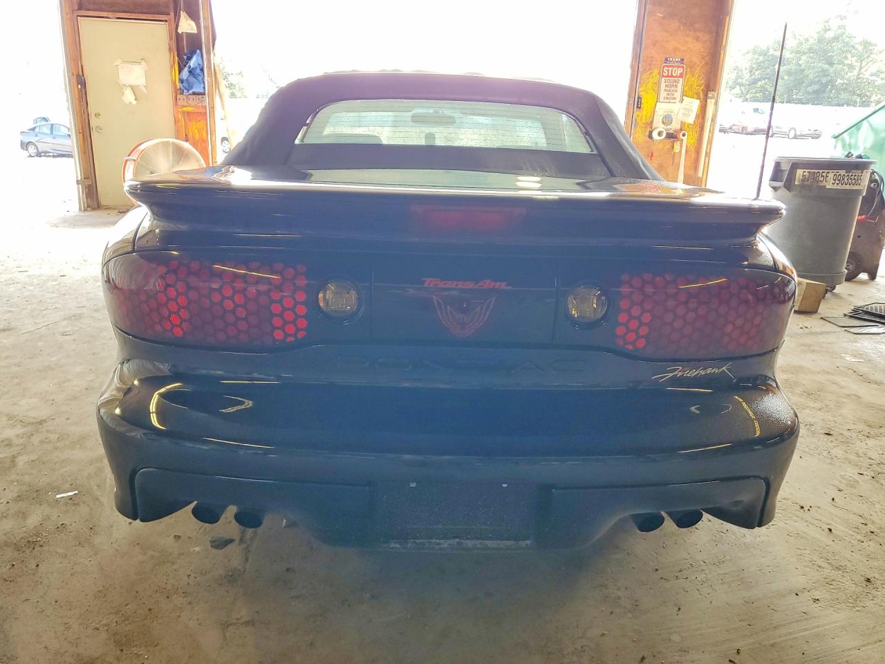 2002 Pontiac Firebird Trans Am Black vin: 2G2FV32G722130371