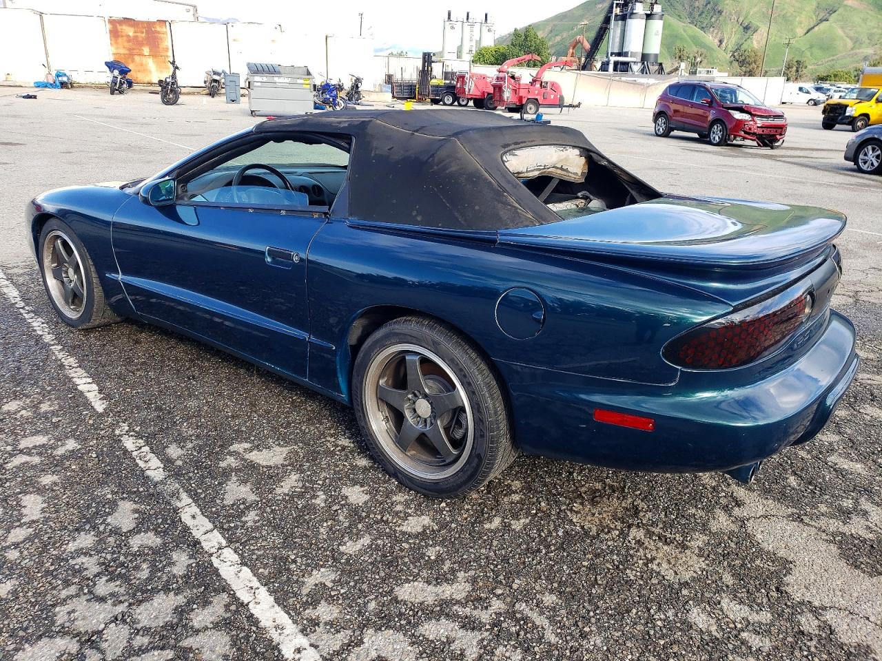 1997 Pontiac Grand Am Green vin: 2G2FV32P4V2205385