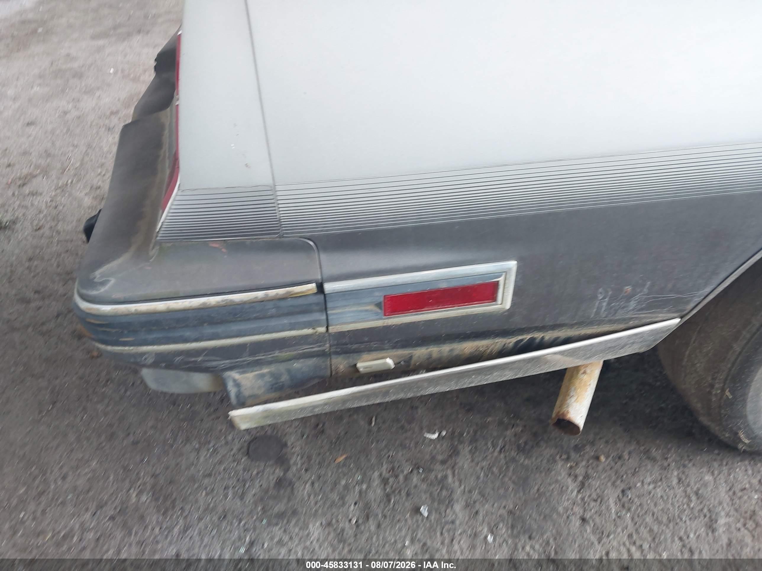 1987 Pontiac Grand Prix   Gray vin: 2G2GJ11A7H2206066