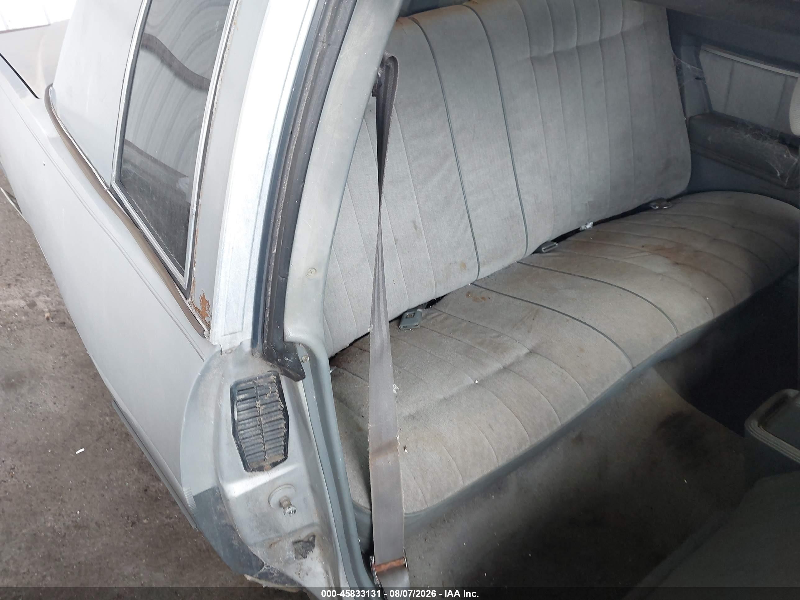 1987 Pontiac Grand Prix   Gray vin: 2G2GJ11A7H2206066