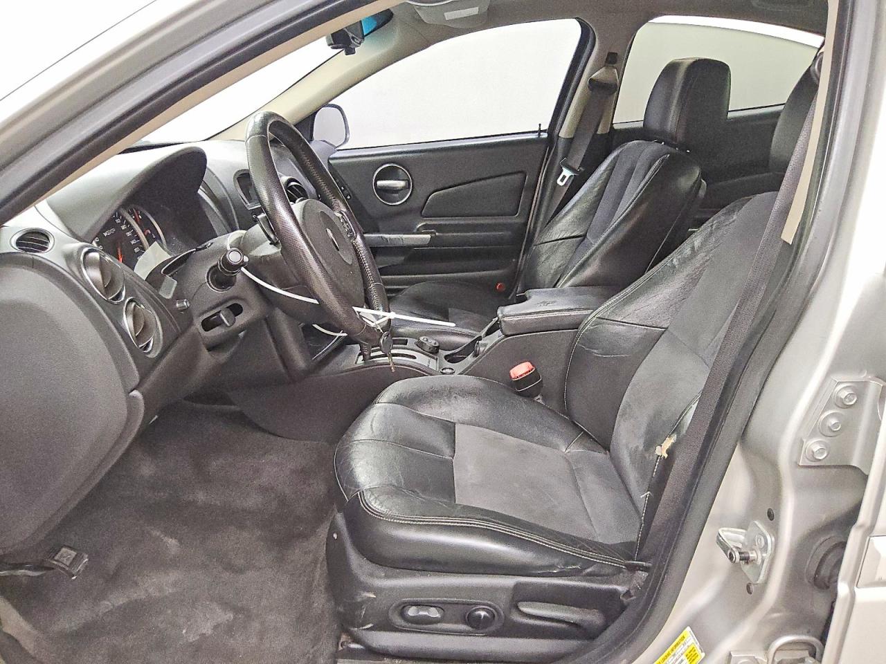 2008 Pontiac Grand Prix Gxp Gray vin: 2G2WC55C081114733