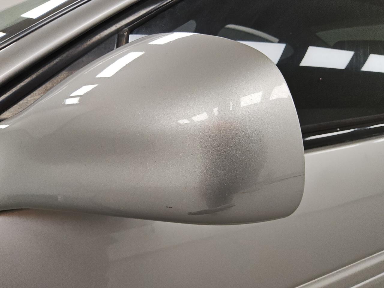 2008 Pontiac Grand Prix Gxp Gray vin: 2G2WC55C081114733 Damage: Left Front Mirror Housing, Multiple Scratches Heavy, 3