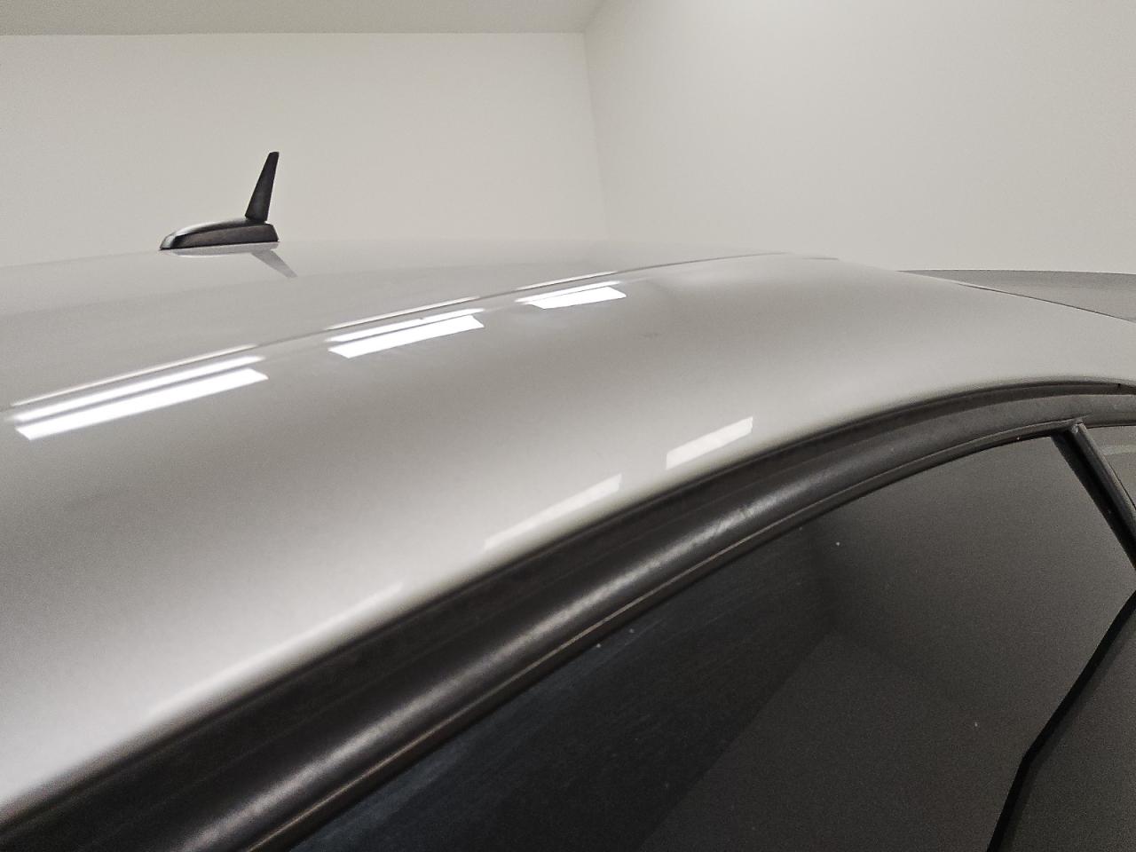 2008 Pontiac Grand Prix Gxp Gray vin: 2G2WC55C081114733 Damage: Left Drip Rail, Dent(S) W/ Paint Dmg, 2 To 3 Inches