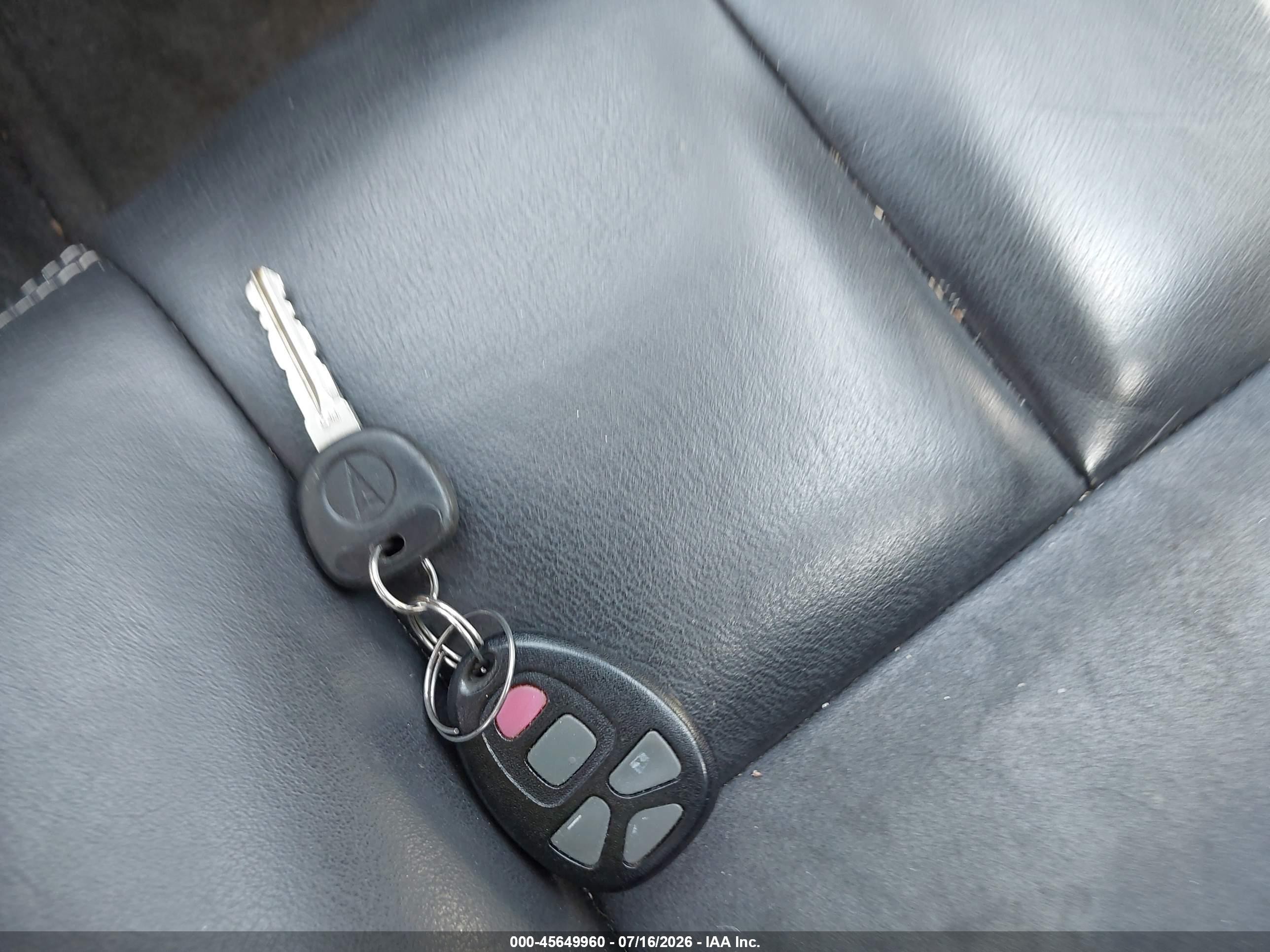 2006 Pontiac Grand Prix Gxp Серебряный vin: 2G2WC55C261253839