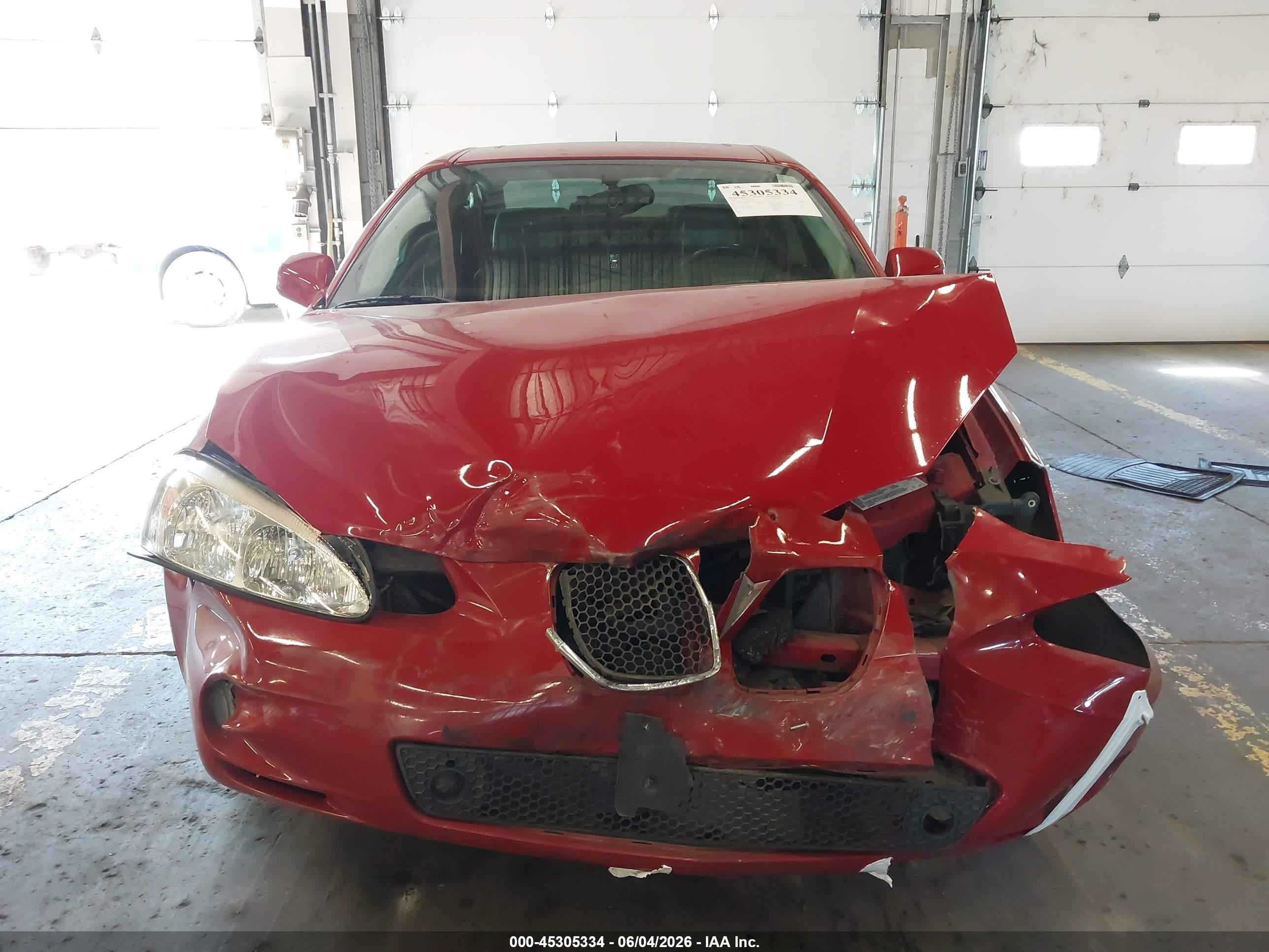 2006 Pontiac Grand Prix Gxp Red vin: 2G2WC58C161309992