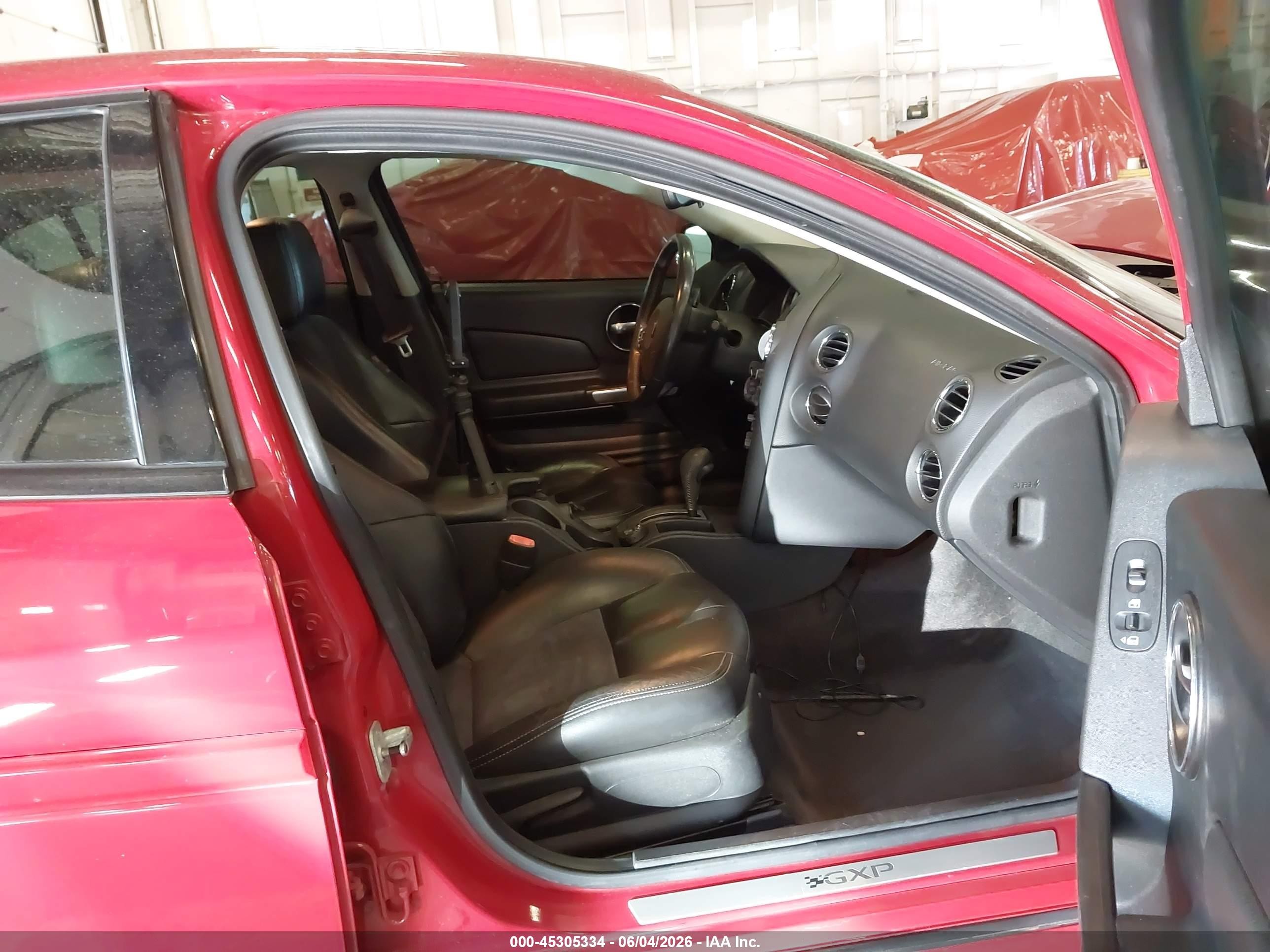 2006 Pontiac Grand Prix Gxp Red vin: 2G2WC58C161309992