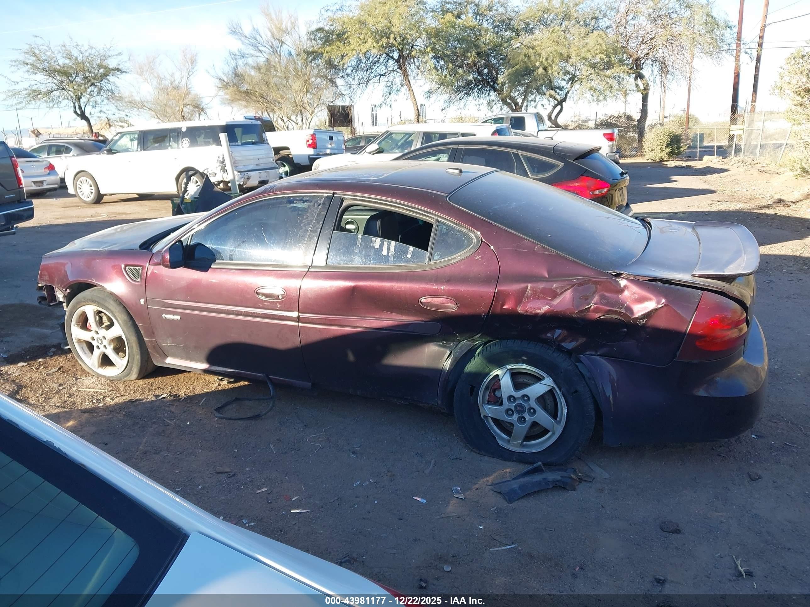 2006 Pontiac Grand Prix Gxp Burgundy vin: 2G2WC58C461104392
