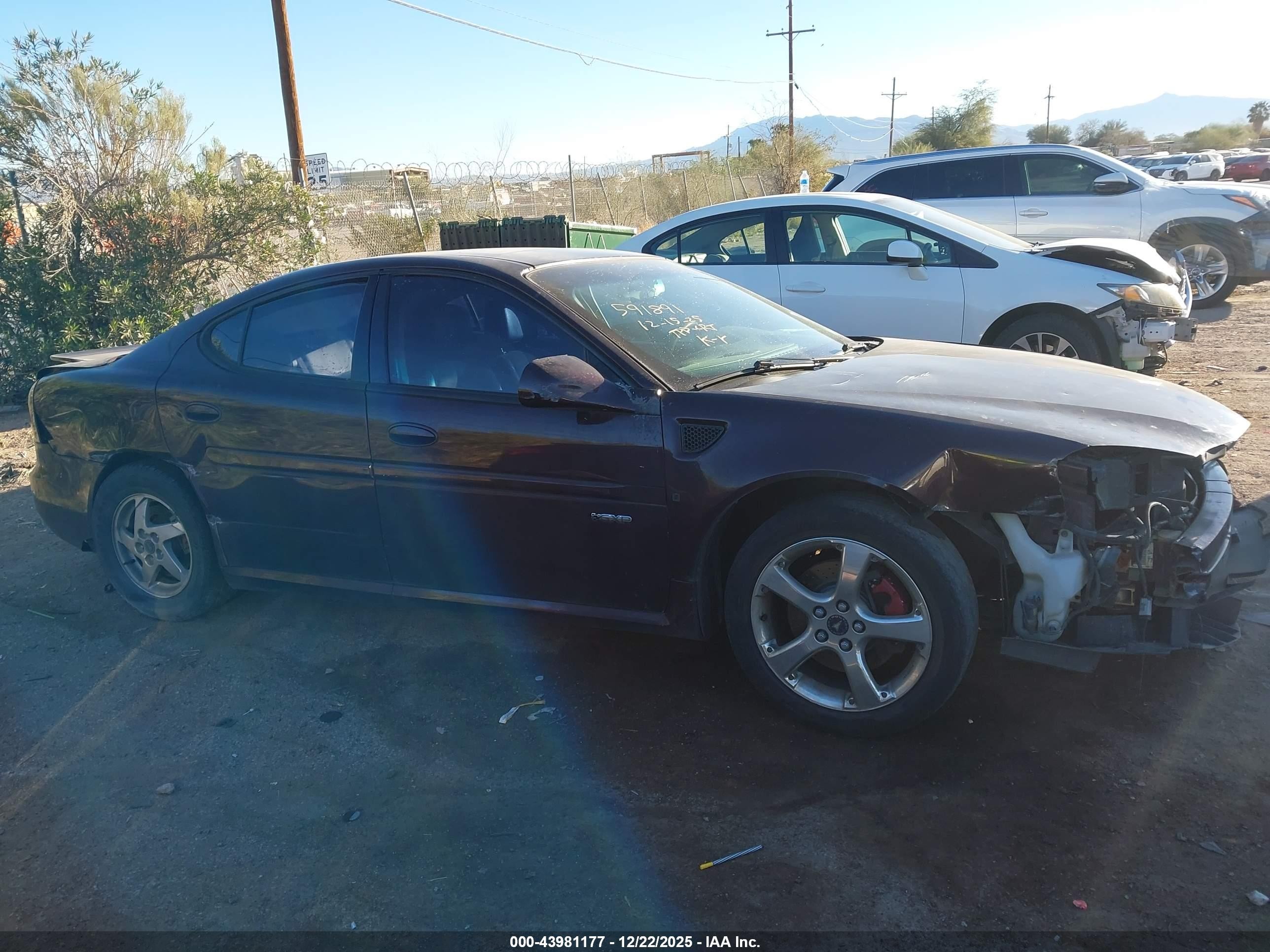 2006 Pontiac Grand Prix Gxp Burgundy vin: 2G2WC58C461104392