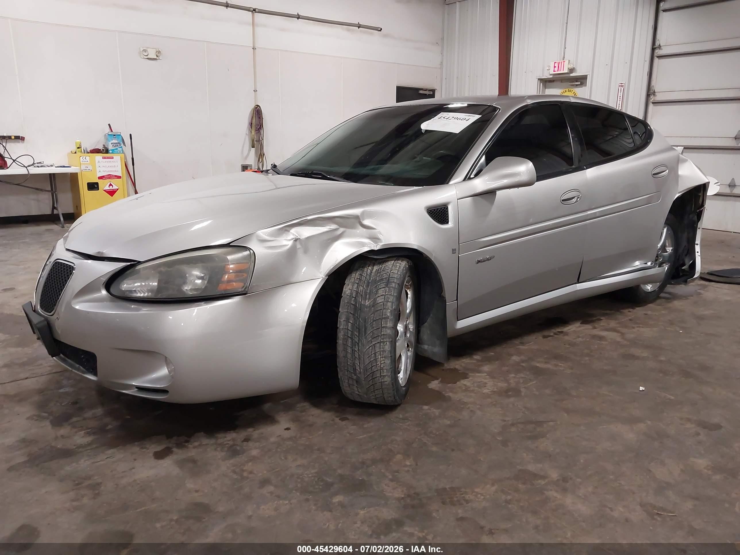 2006 Pontiac Grand Prix Gxp Silver vin: 2G2WC58CX61191781