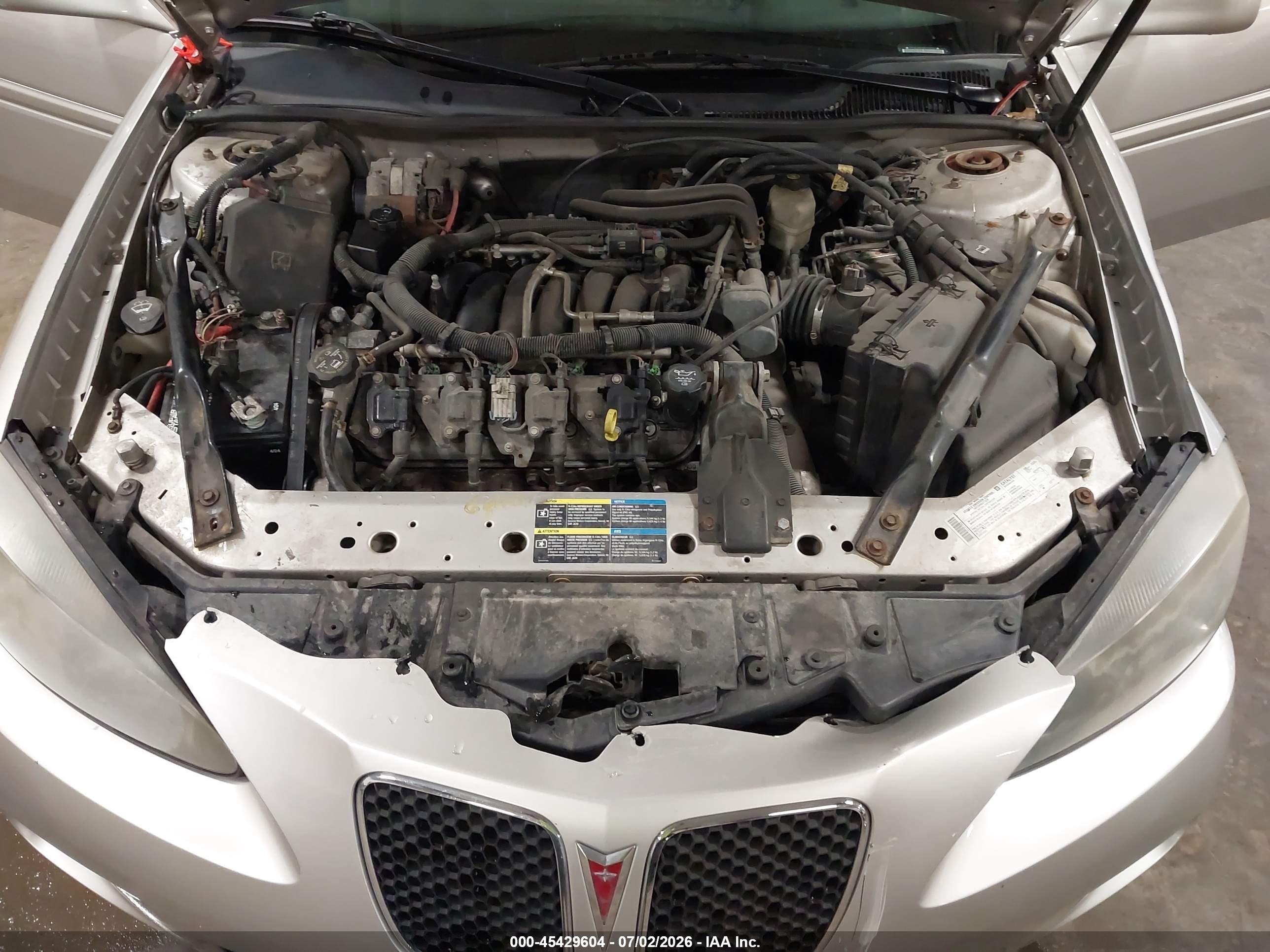 2006 Pontiac Grand Prix Gxp Silver vin: 2G2WC58CX61191781
