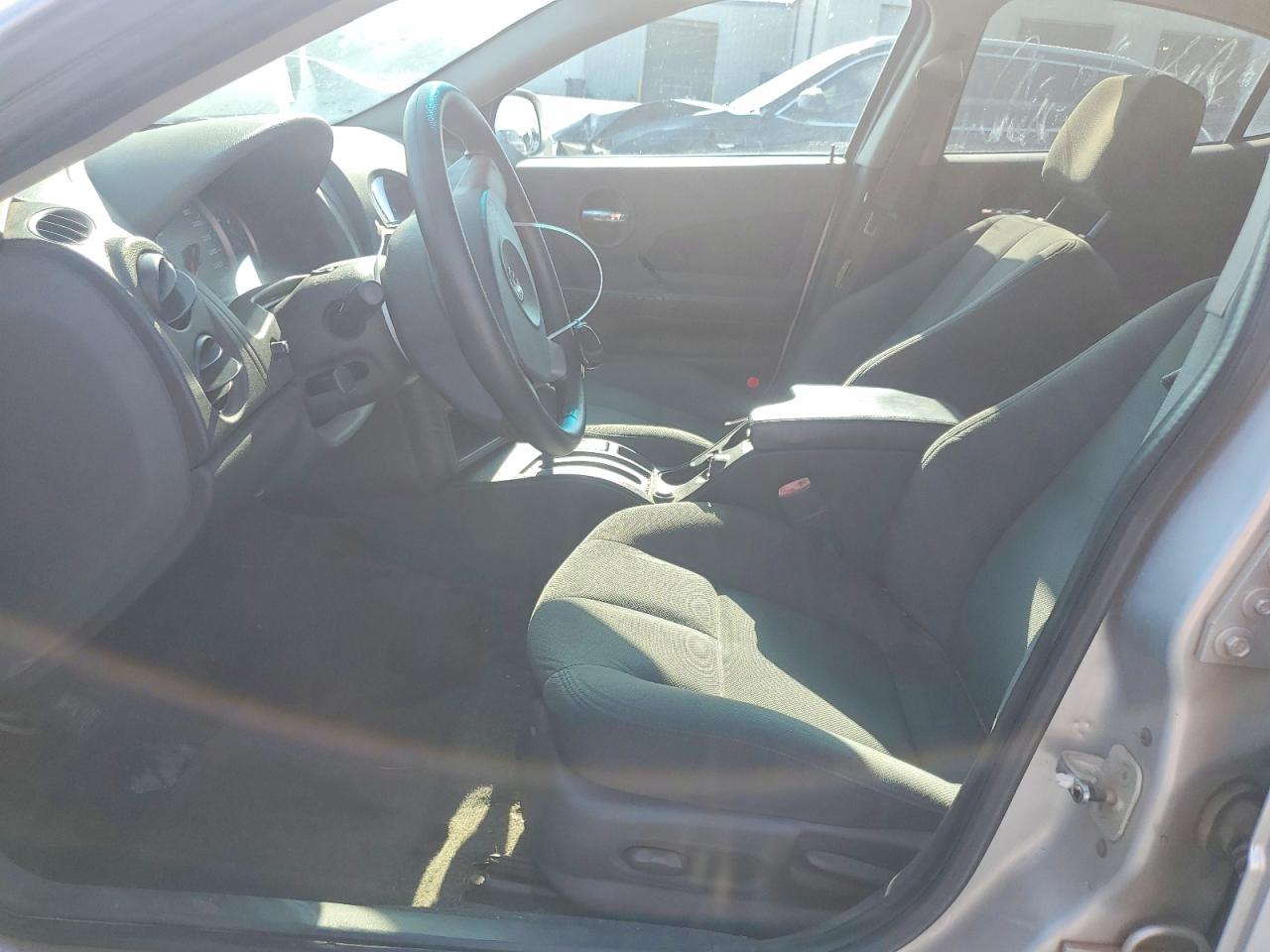 2004 Pontiac Grand Prix Gt Silver vin: 2G2WP522041206077