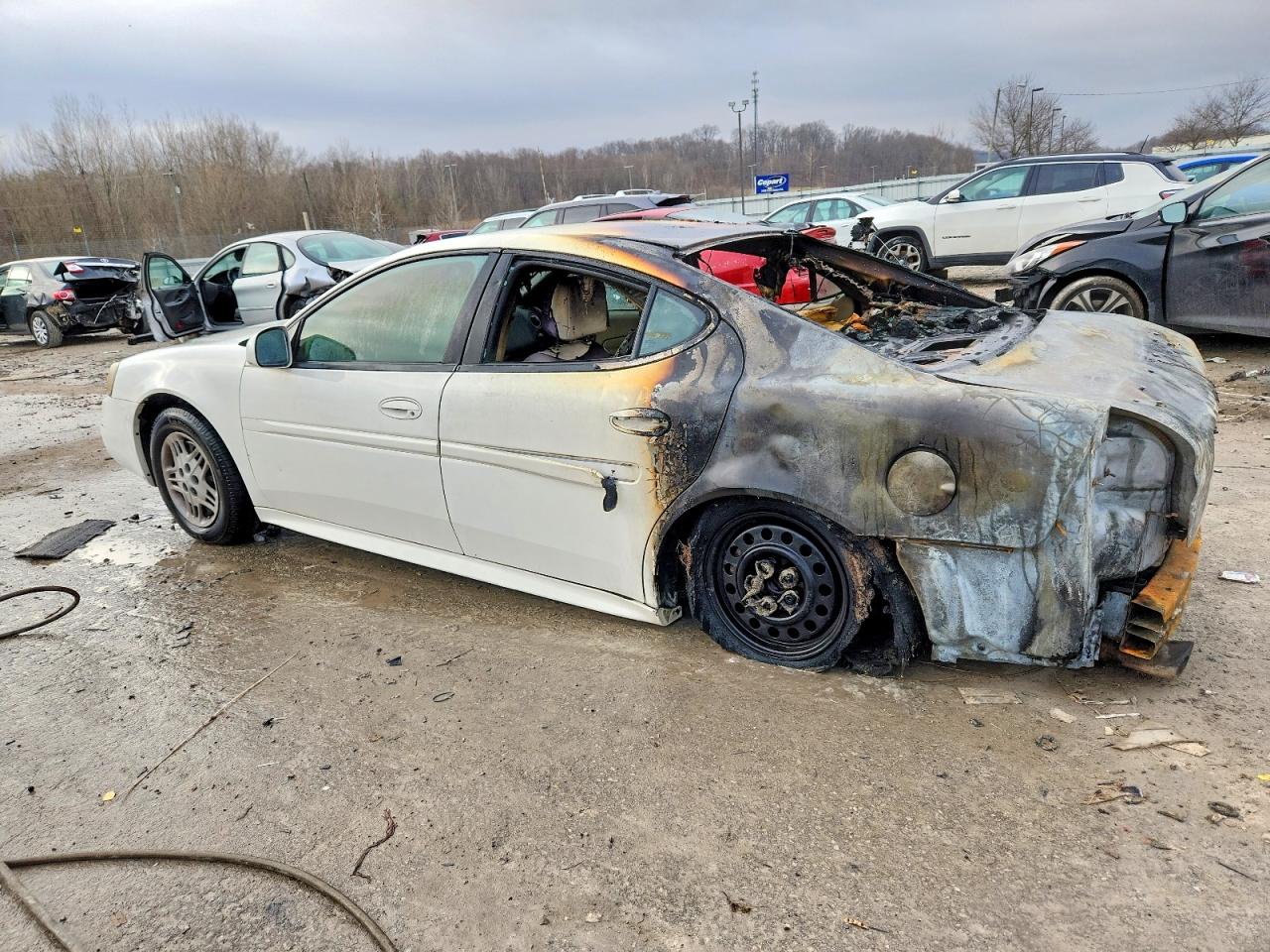 2004 Pontiac Grand Prix Gt Белый vin: 2G2WP522041346145