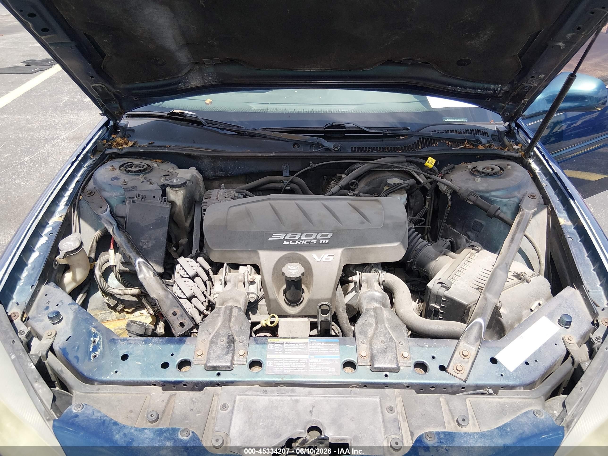 2005 Pontiac Grand Prix   Blue vin: 2G2WP522151355681