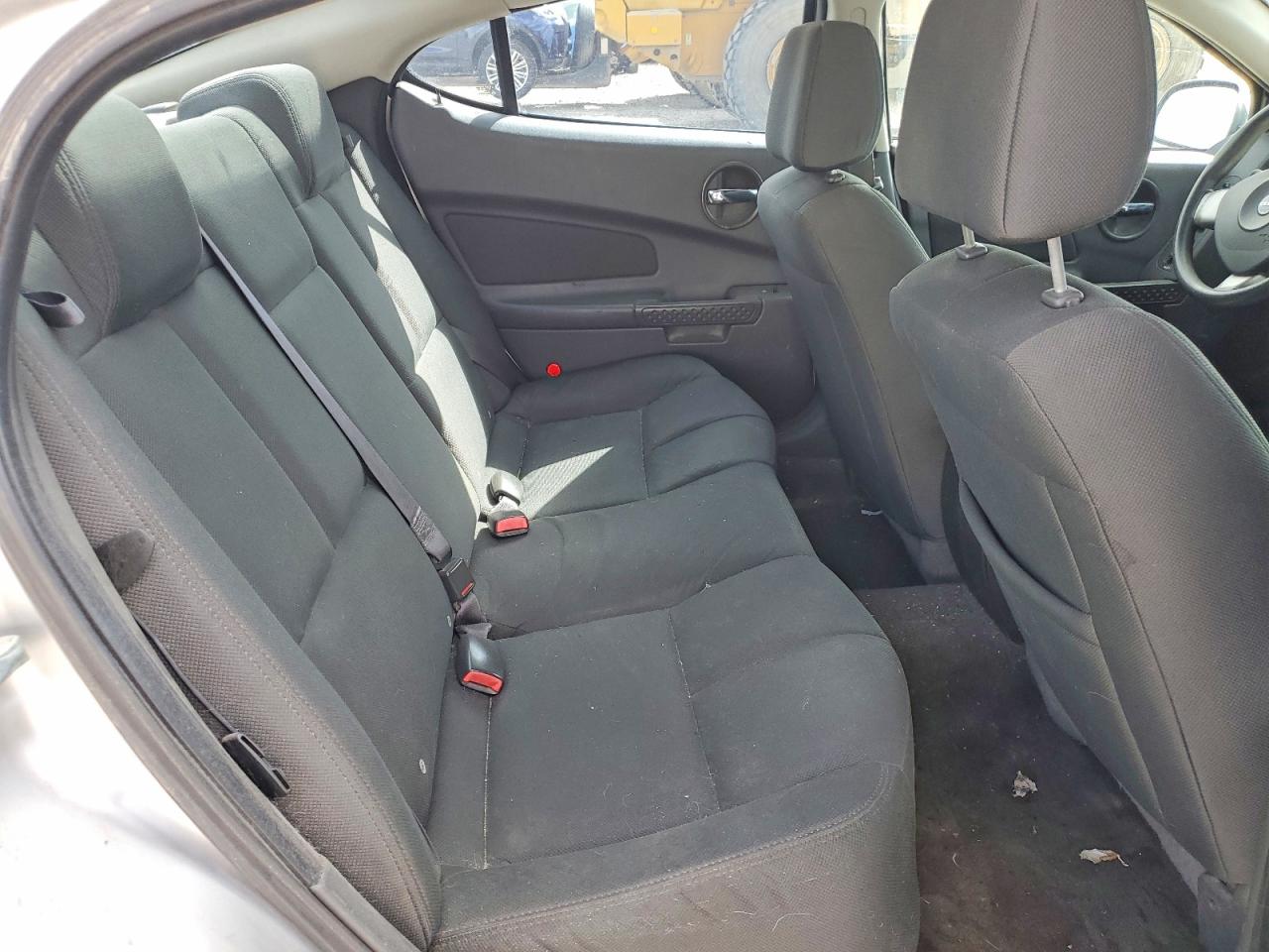 2004 Pontiac Grand Prix Gt Silver vin: 2G2WP522241256267