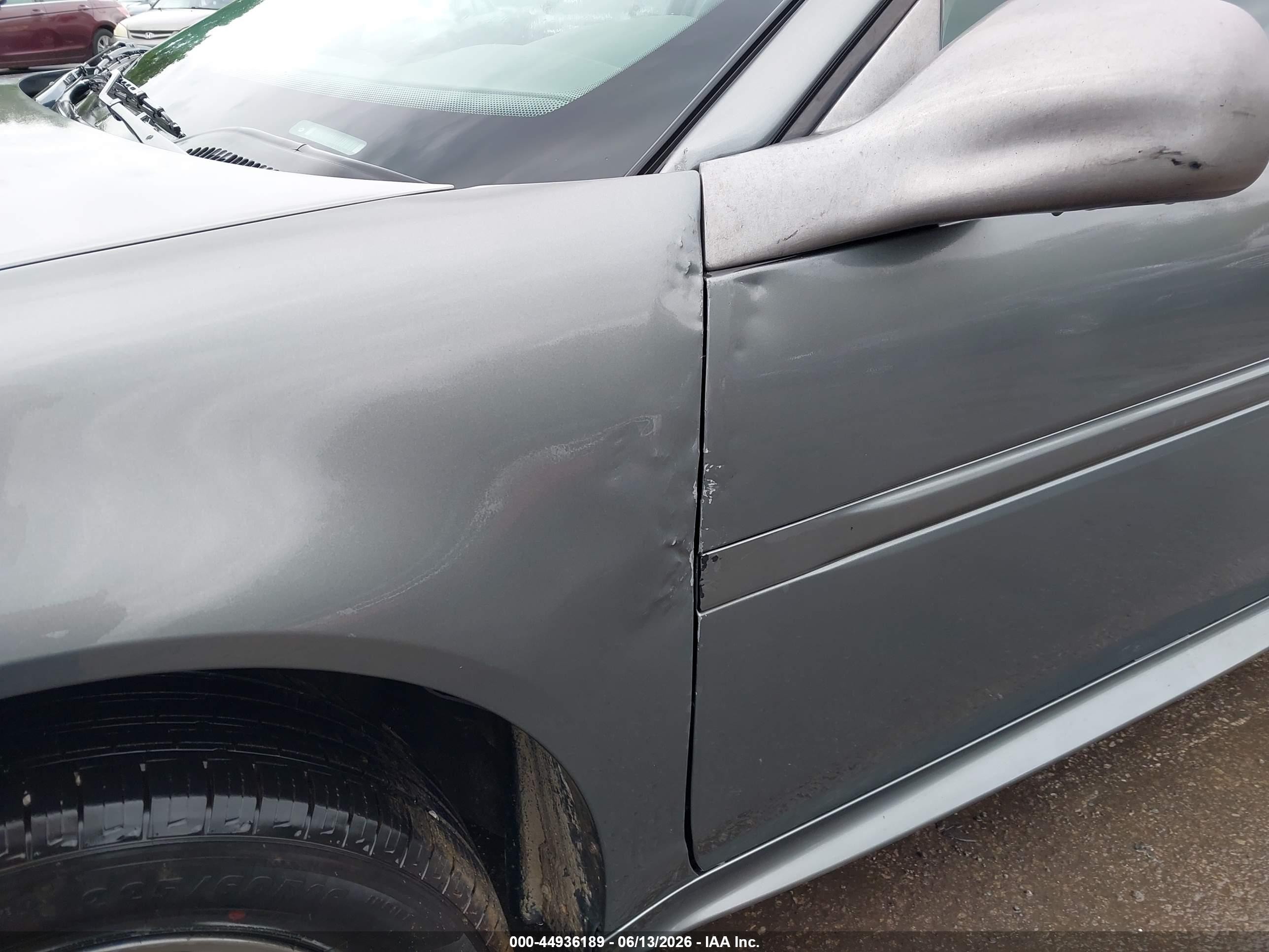 2004 Pontiac Grand Prix Gt1 Серый vin: 2G2WP522241331341