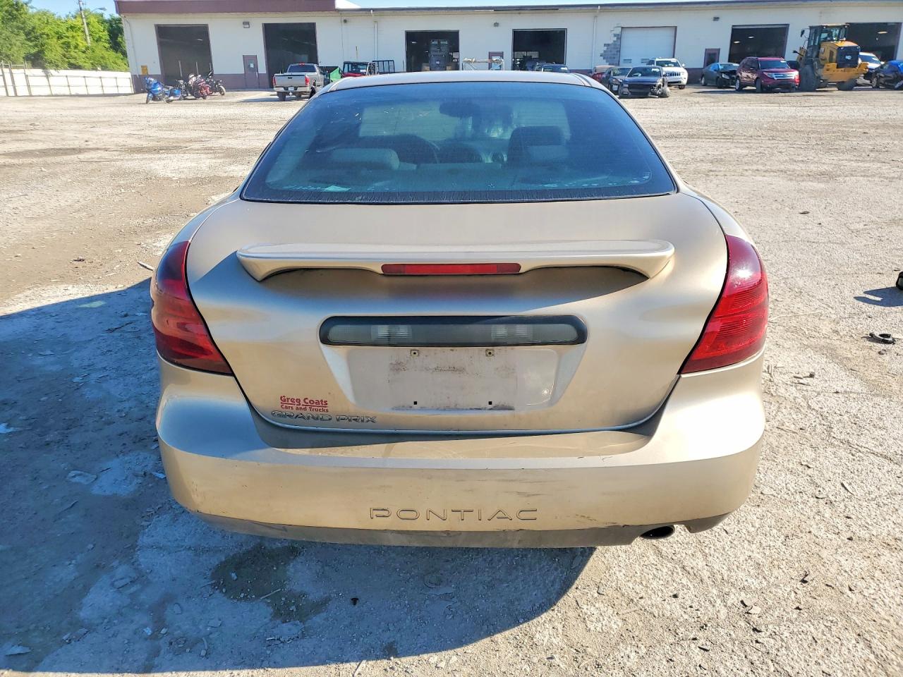 2005 Pontiac Grand Prix Beige vin: 2G2WP522251190823
