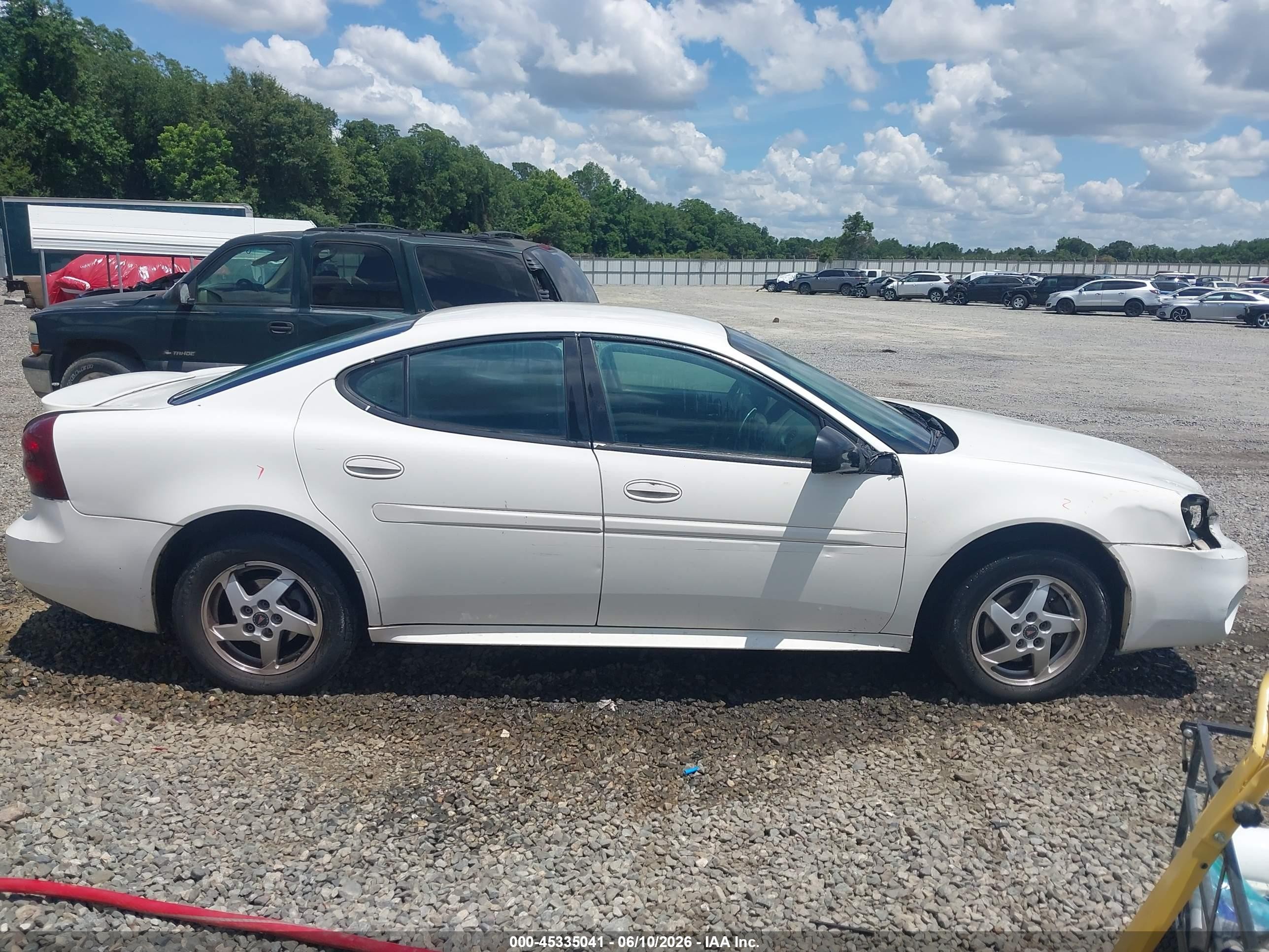 2004 Pontiac Grand Prix Gt1 White vin: 2G2WP522441201996