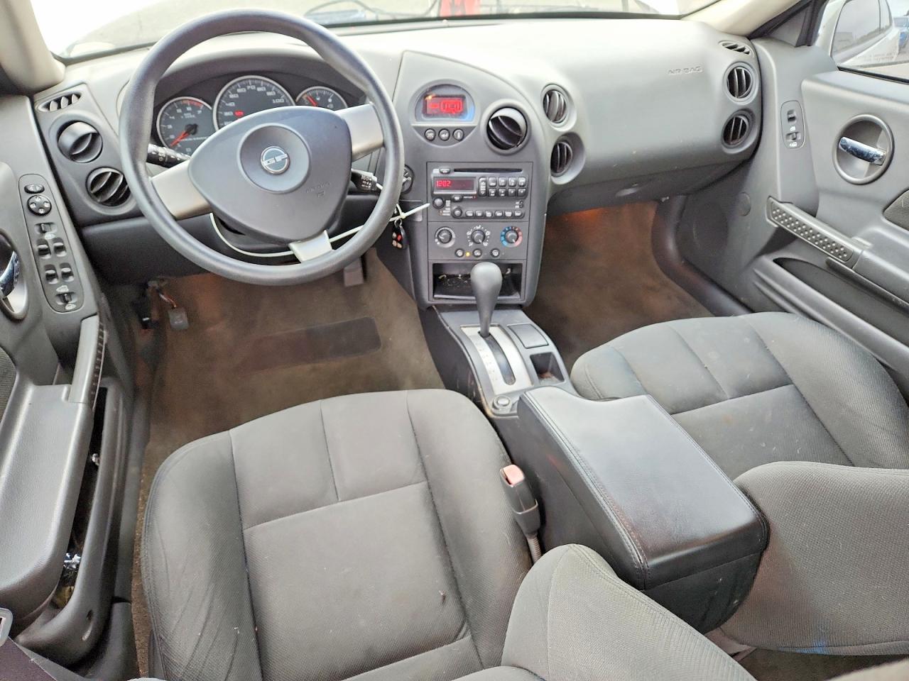 2004 Pontiac Grand Prix White vin: 2G2WP522441207569