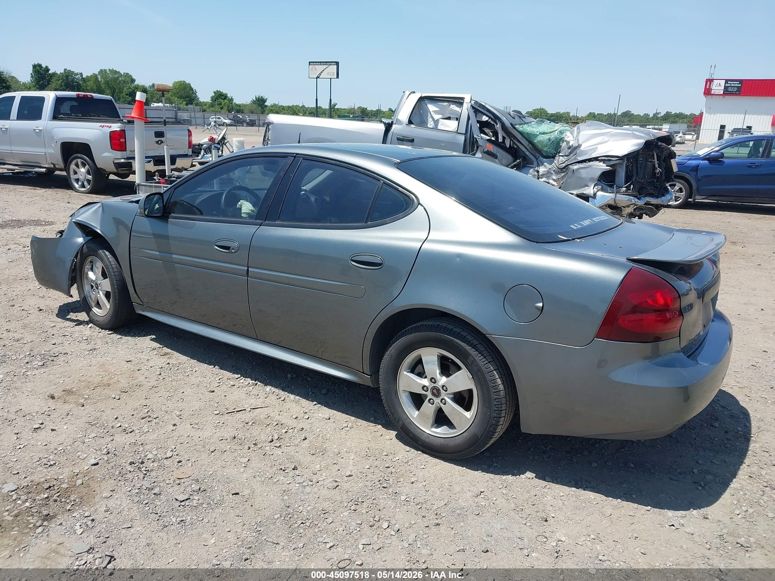 2005 Pontiac Grand Prix   Gray vin: 2G2WP522451283603