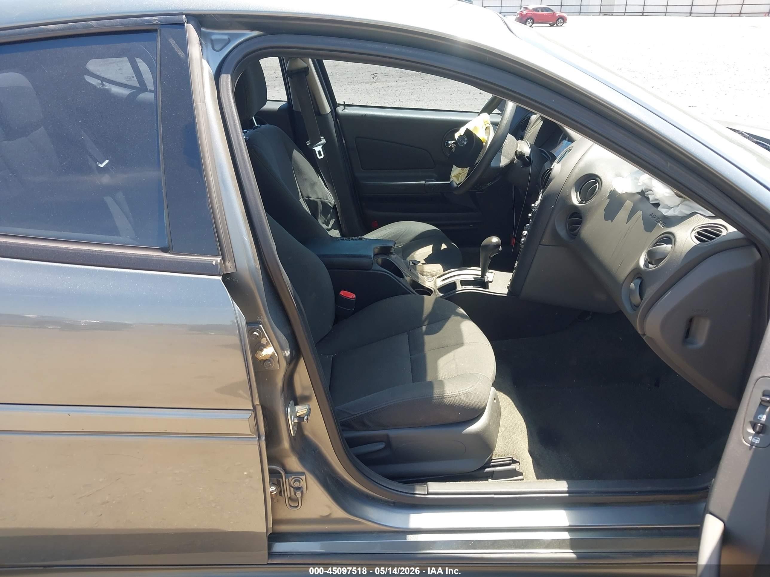 2005 Pontiac Grand Prix   Gray vin: 2G2WP522451283603