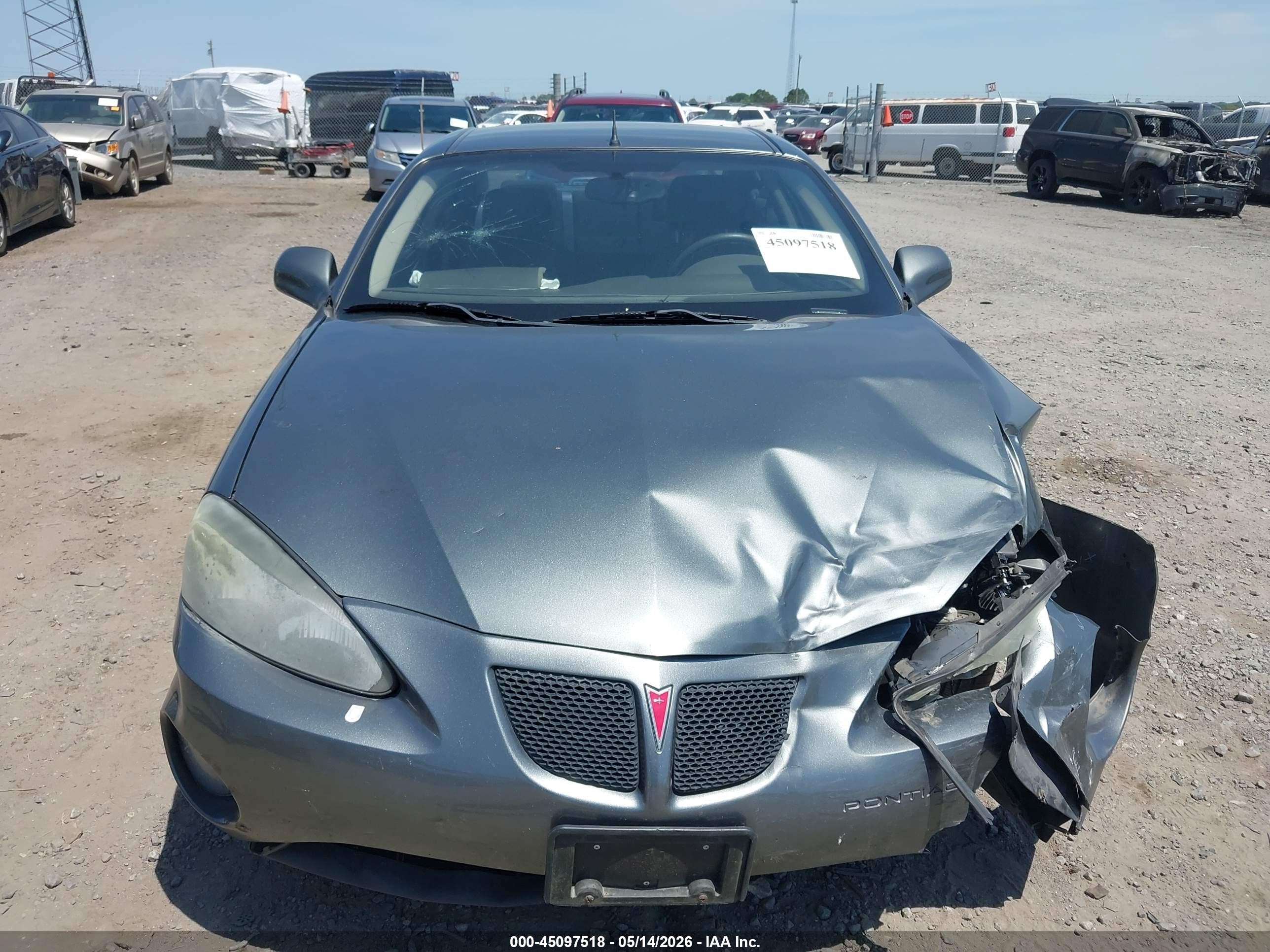 2005 Pontiac Grand Prix   Gray vin: 2G2WP522451283603