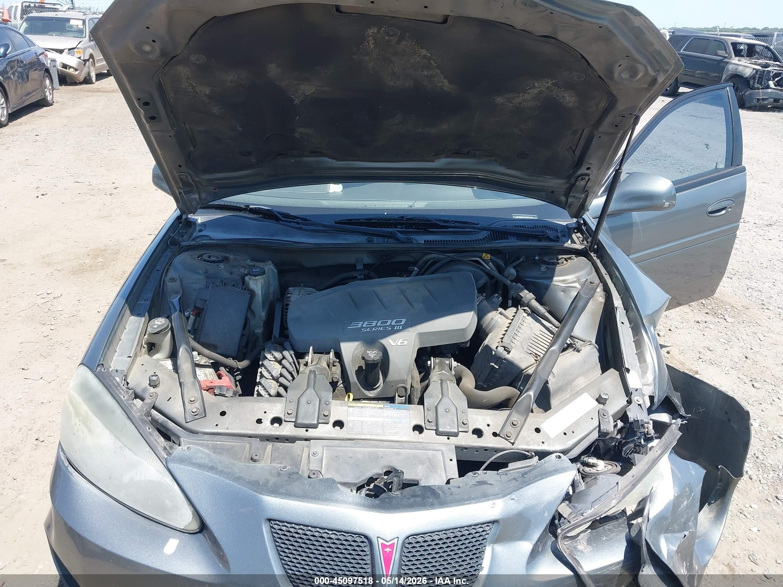 2005 Pontiac Grand Prix   Gray vin: 2G2WP522451283603