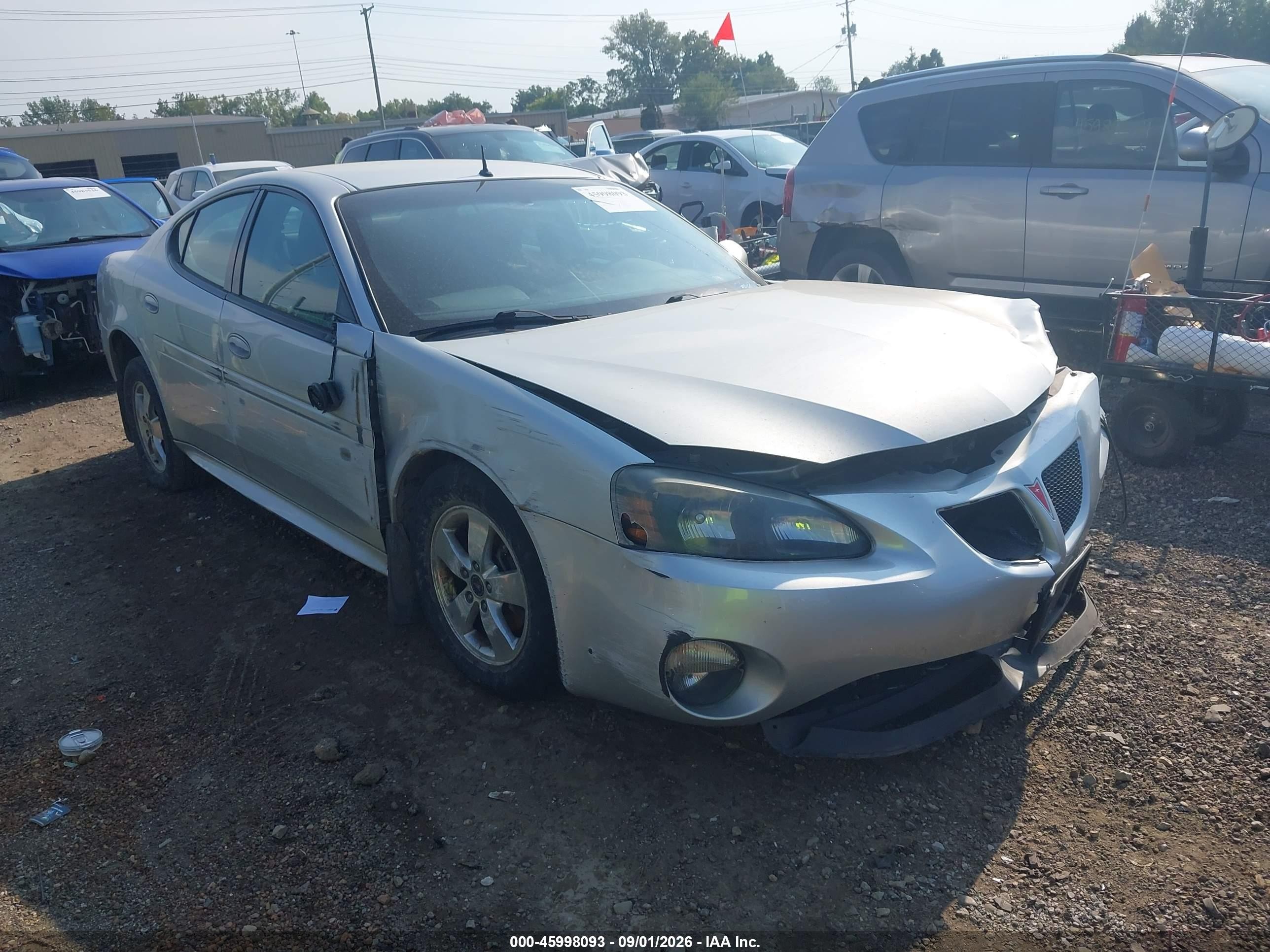 2005 Pontiac Grand Prix Silver vin: 2G2WP522651298863