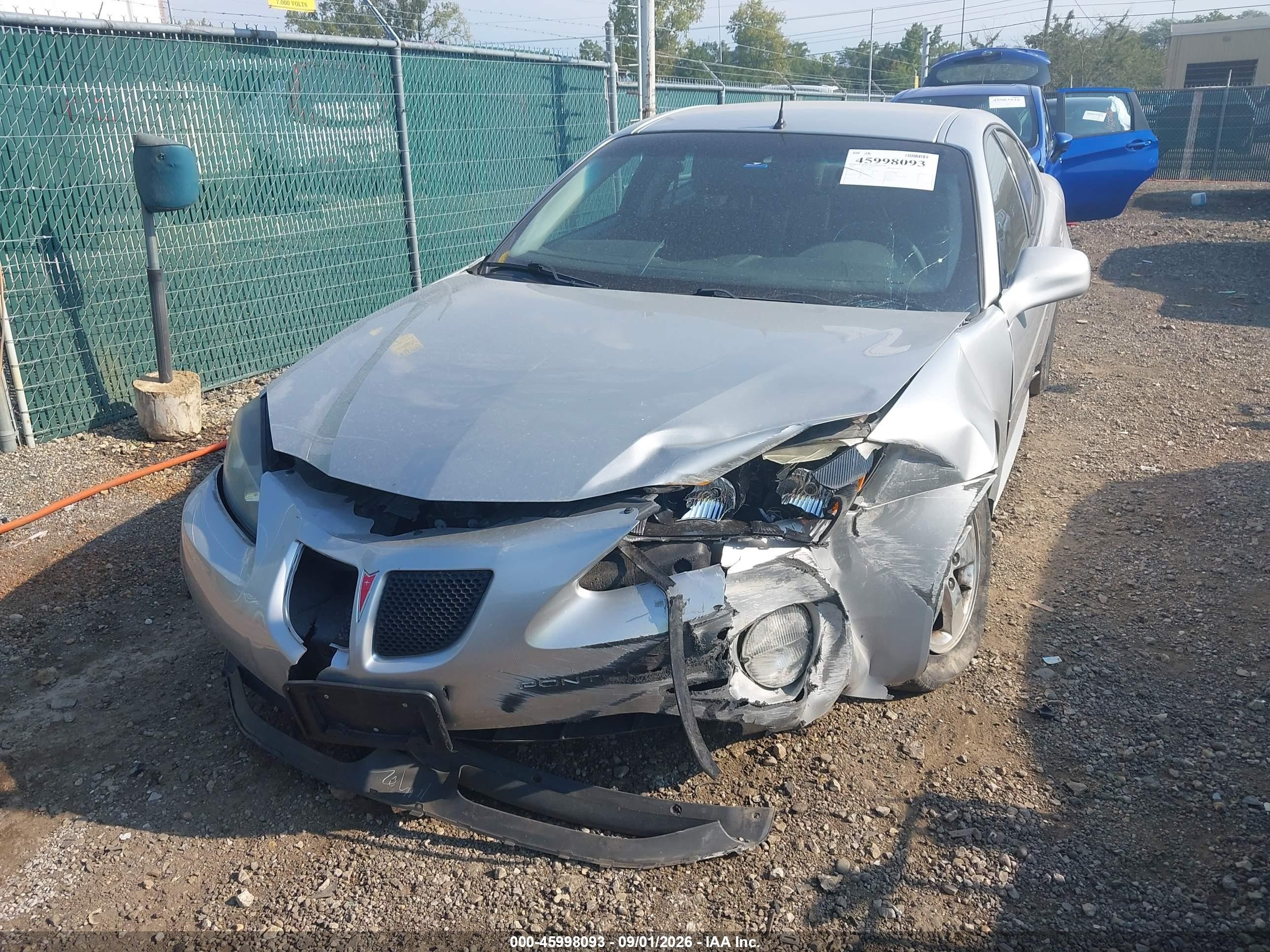 2005 Pontiac Grand Prix Silver vin: 2G2WP522651298863