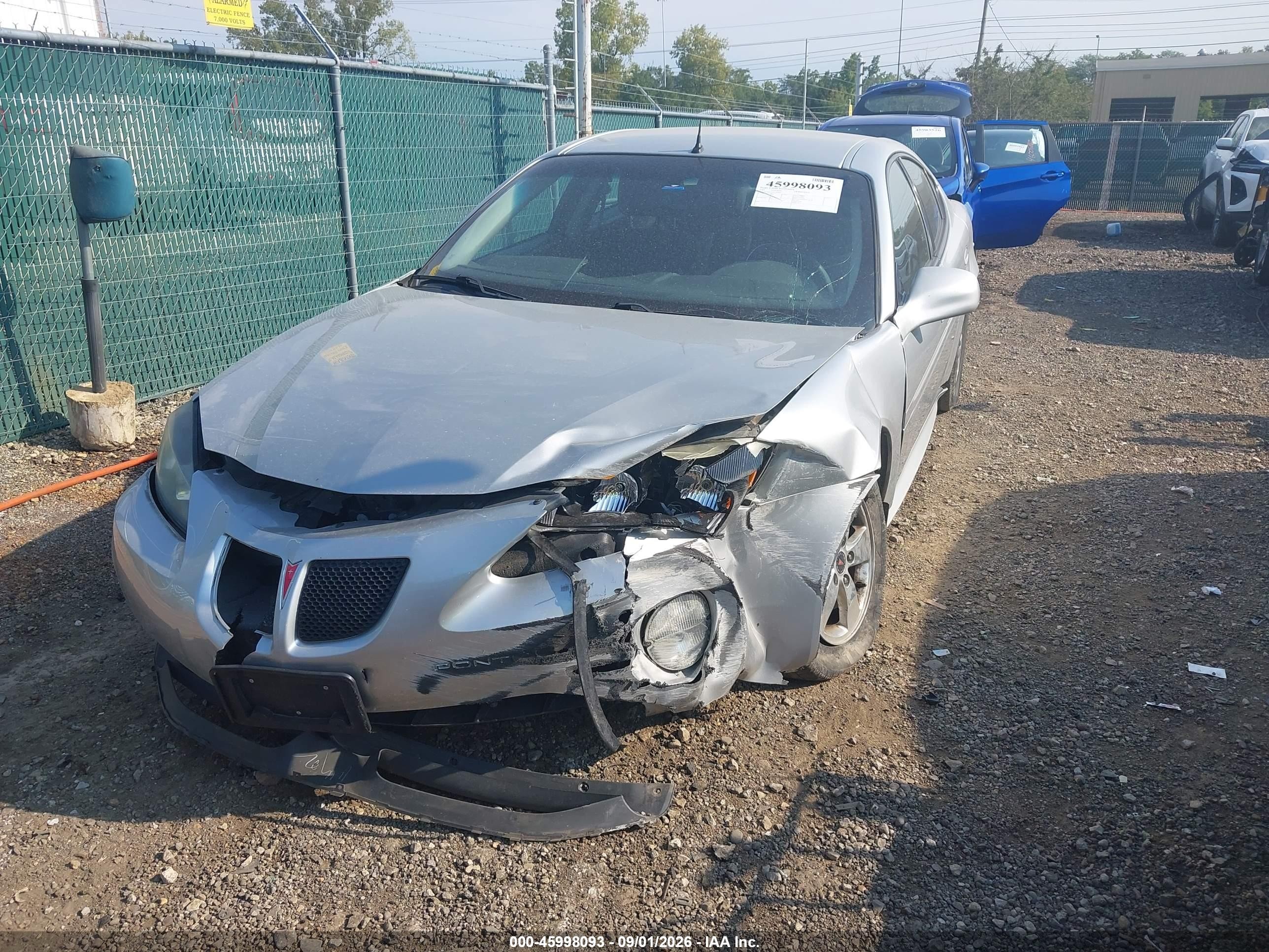 2005 Pontiac Grand Prix Silver vin: 2G2WP522651298863