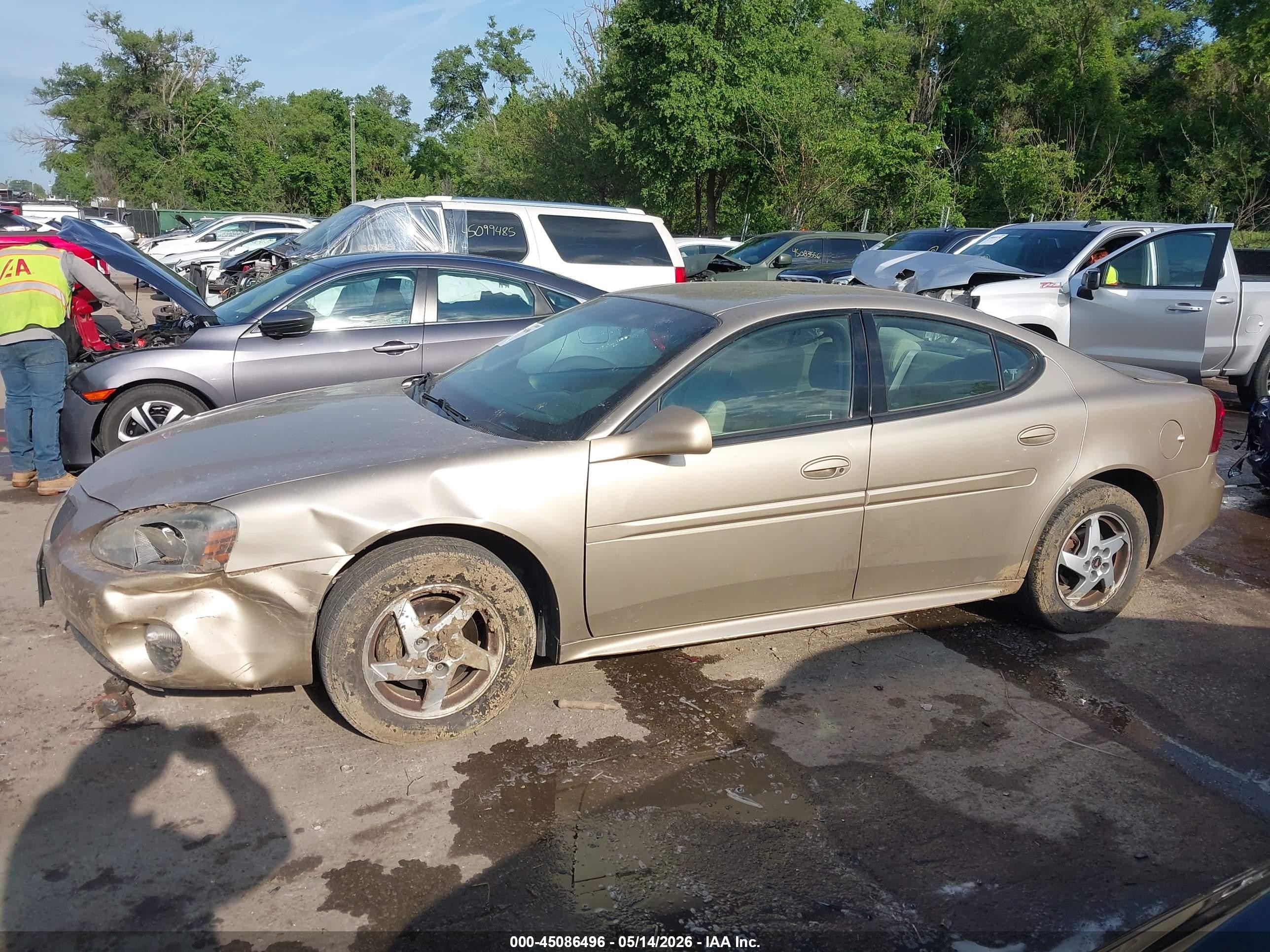 2004 Pontiac Grand Prix Gt1 Золотой vin: 2G2WP522941300314
