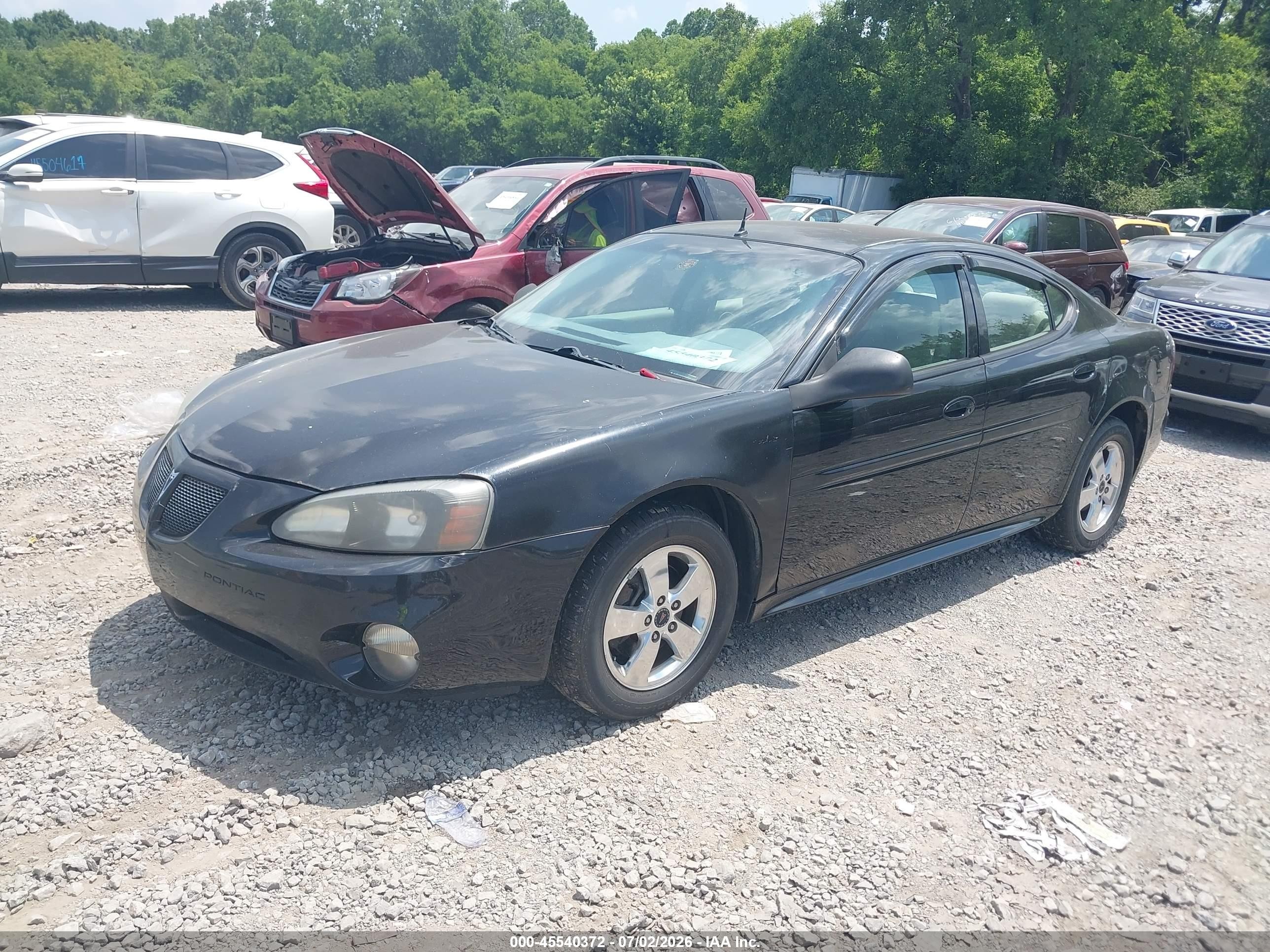 2005 Pontiac Grand Prix   Black vin: 2G2WP522X51176037