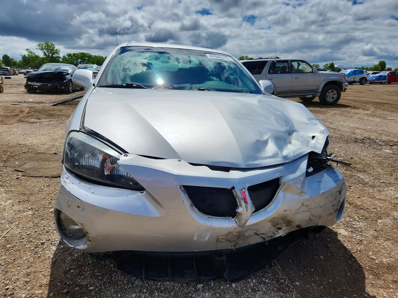 2005 Pontiac Grand Prix Silver vin: 2G2WP542851309181
