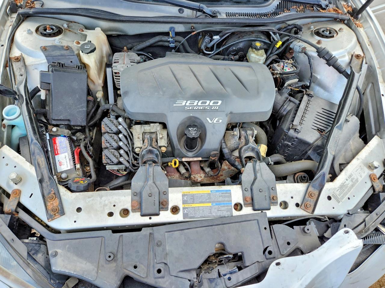 2005 Pontiac Grand Prix Silver vin: 2G2WP542851309181
