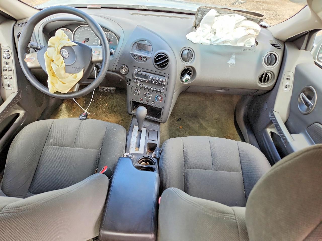 2005 Pontiac Grand Prix Silver vin: 2G2WP542851309181