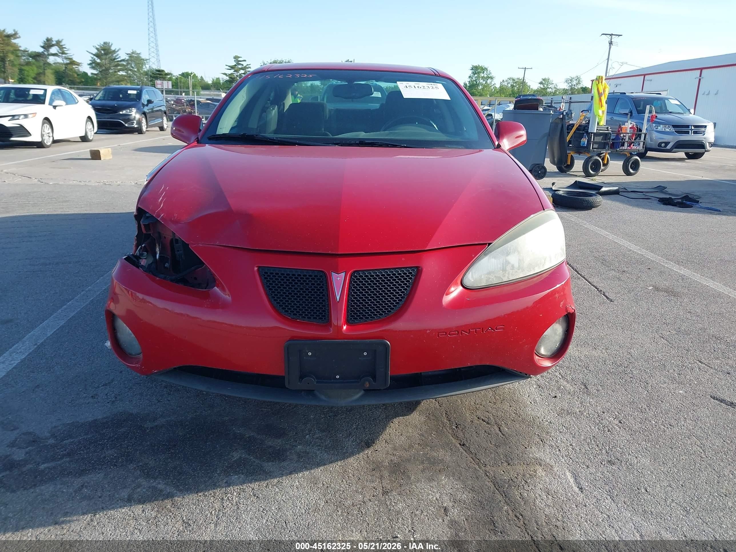2007 Pontiac Grand Prix   Красный vin: 2G2WP552071129713