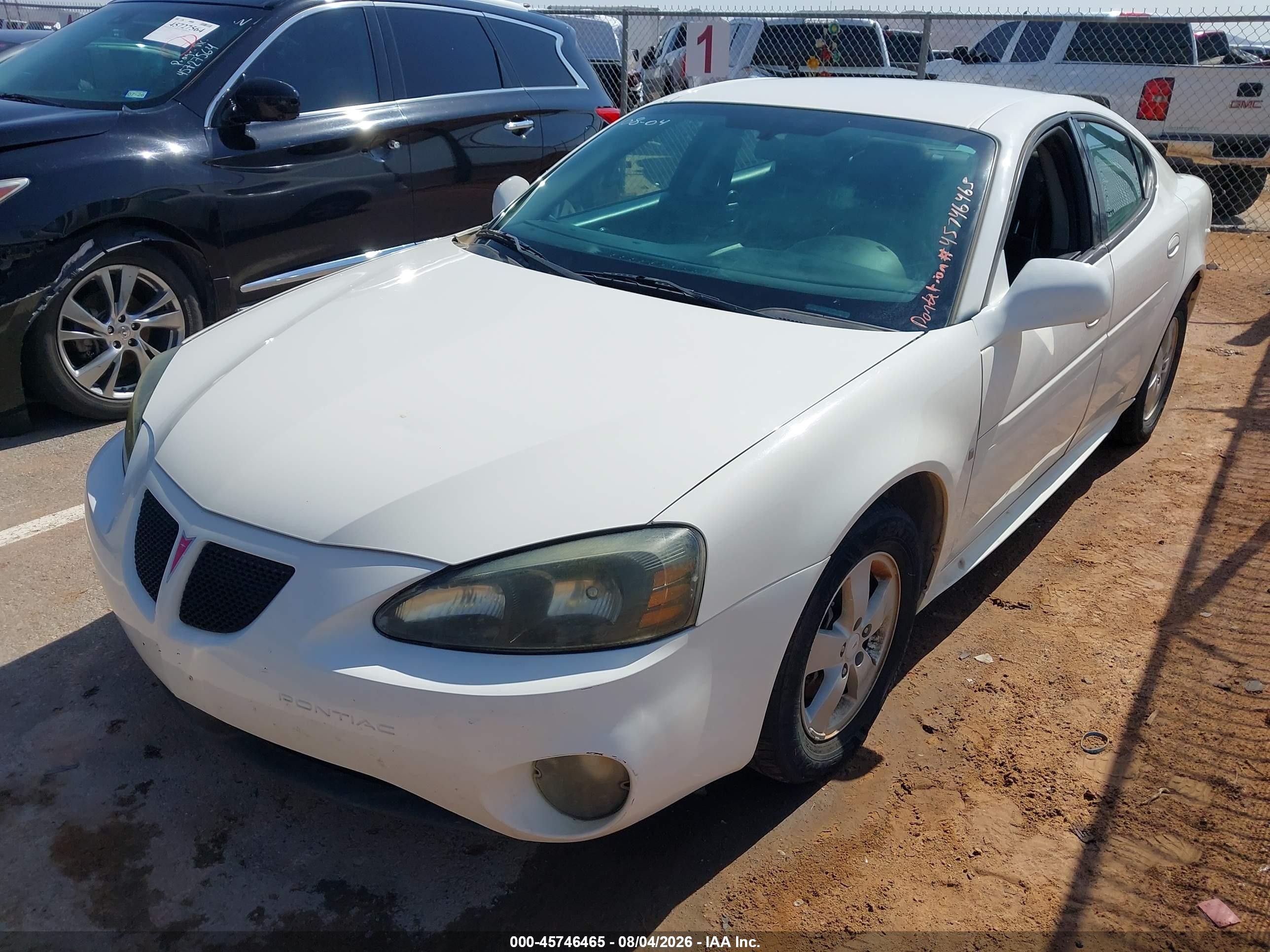 2007 Pontiac Grand Prix   White vin: 2G2WP552071149007