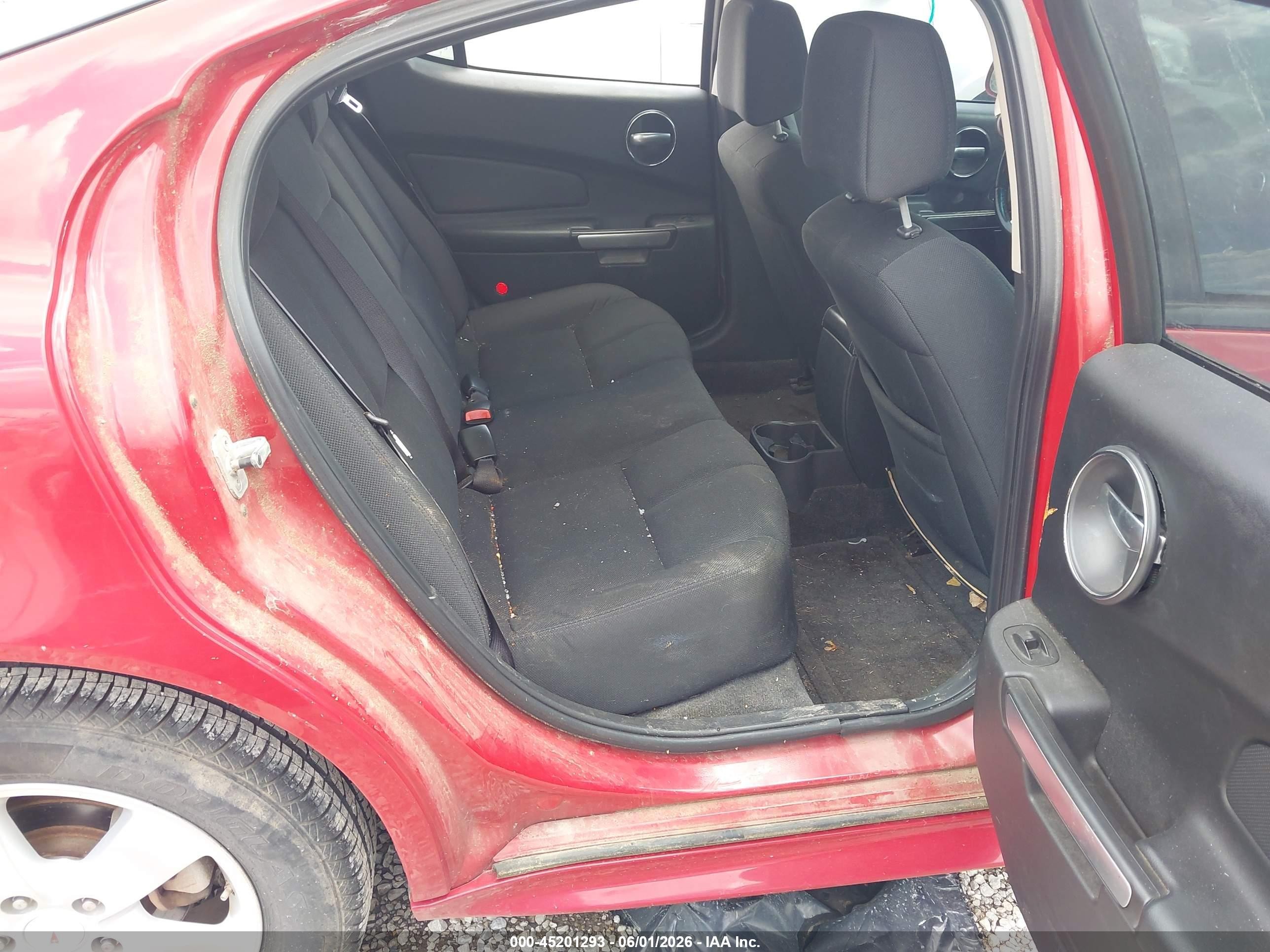 2008 Pontiac Grand Prix   Красный vin: 2G2WP552081111164
