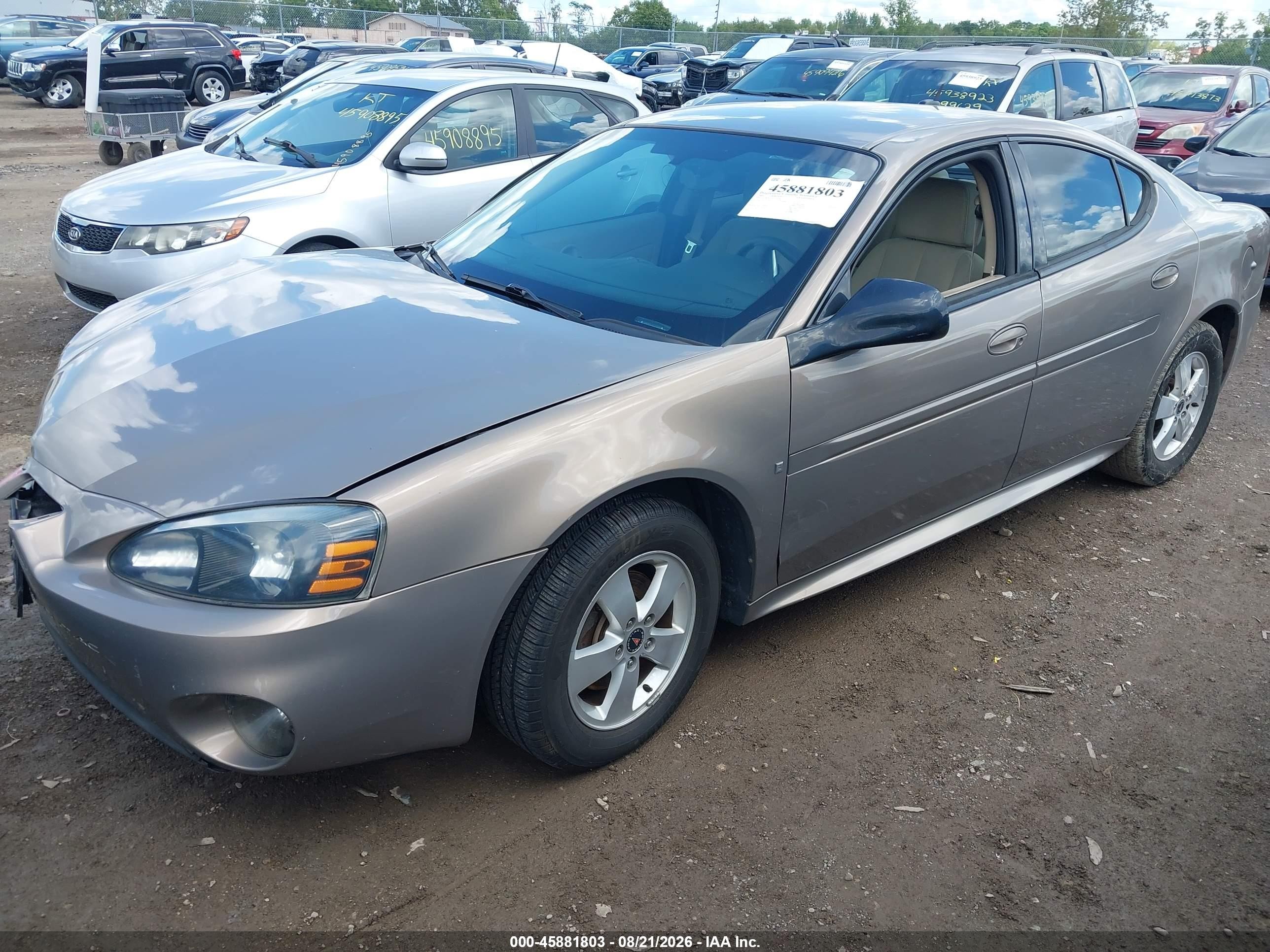 2006 Pontiac Grand Prix   Brown vin: 2G2WP552161254704