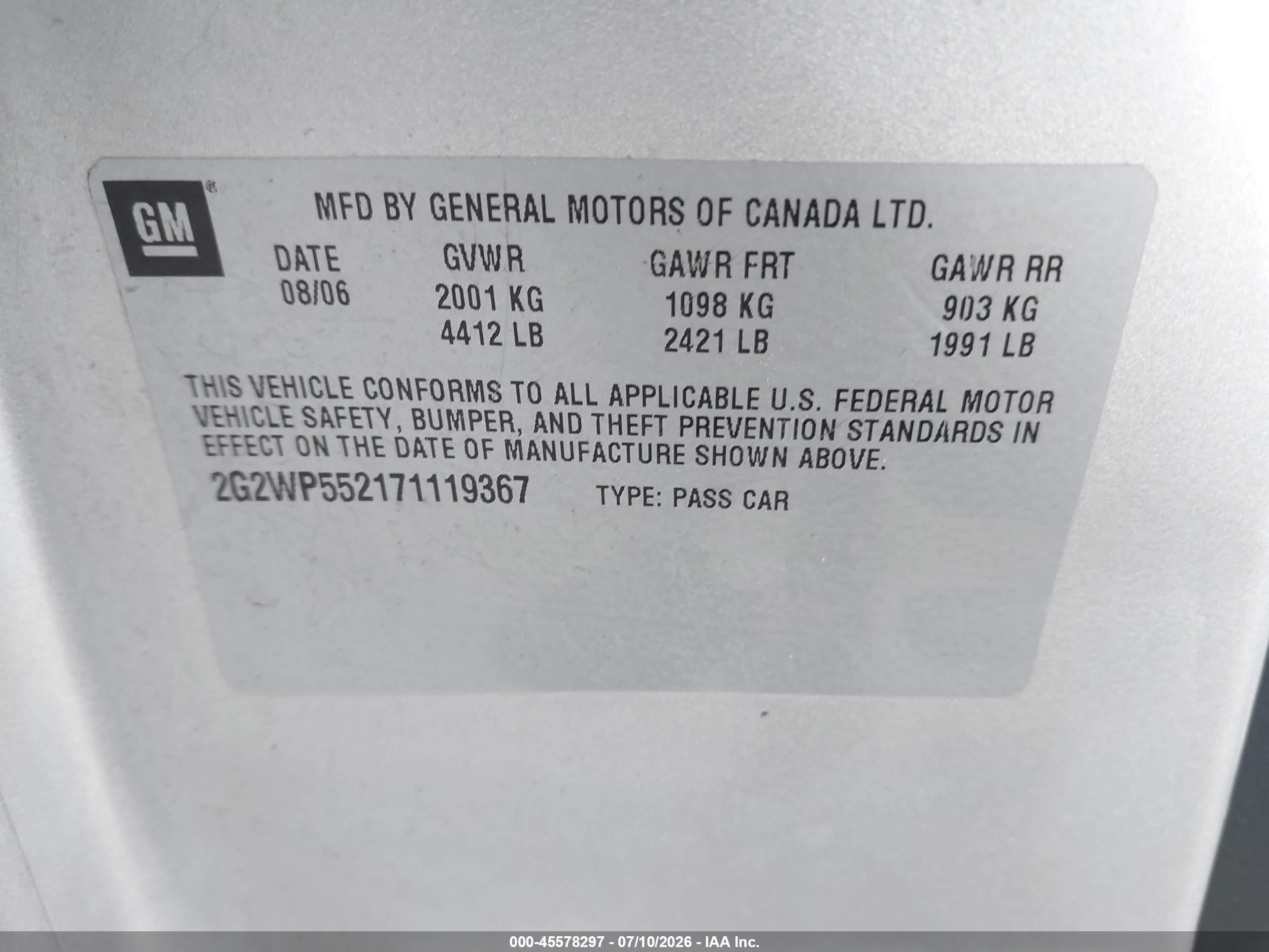 2007 Pontiac Grand Prix   Silver vin: 2G2WP552171119367