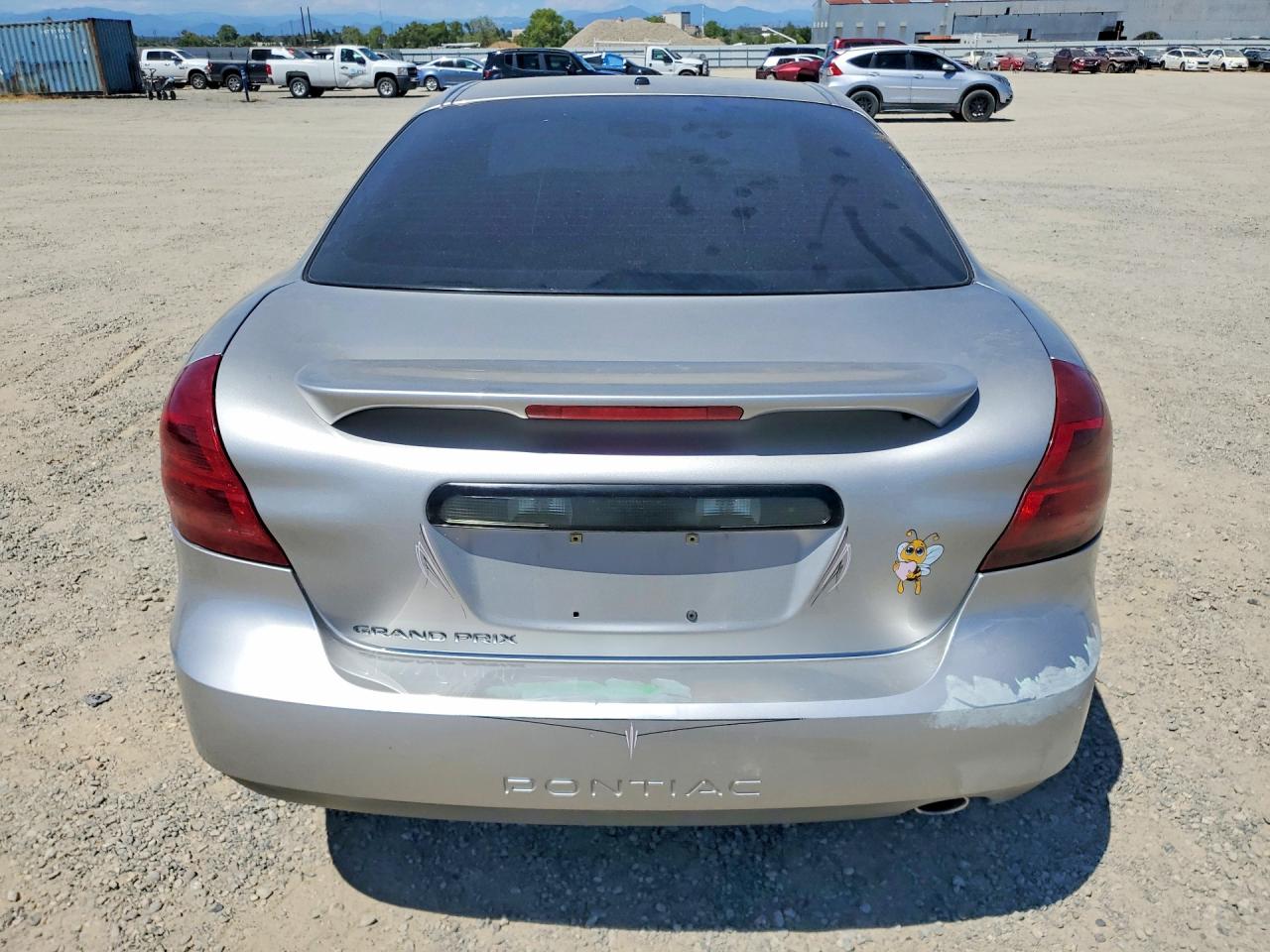 2007 Pontiac Grand Prix Silver vin: 2G2WP552171168181