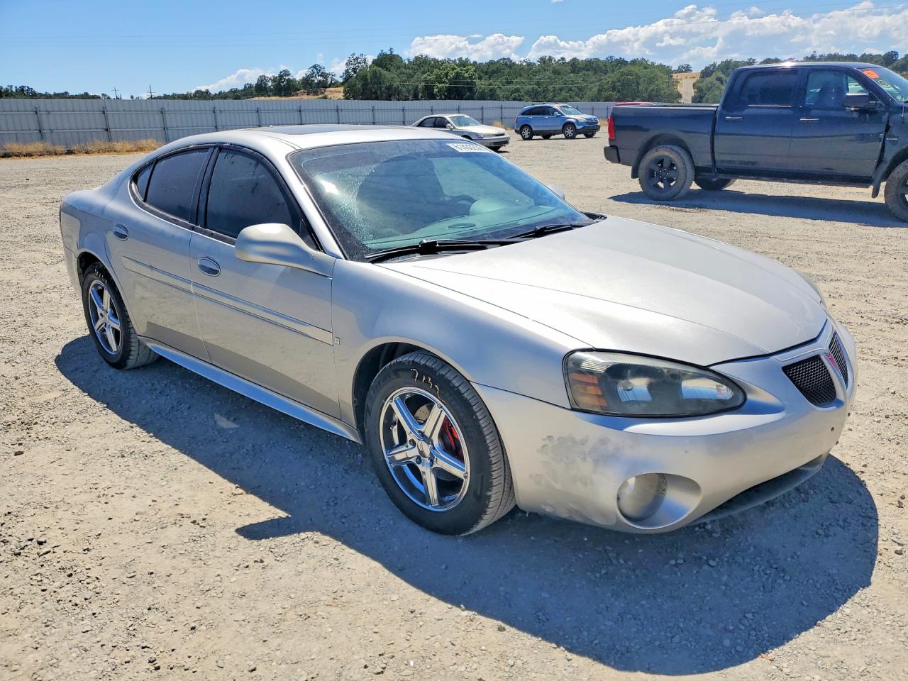 2007 Pontiac Grand Prix Silver vin: 2G2WP552171168181