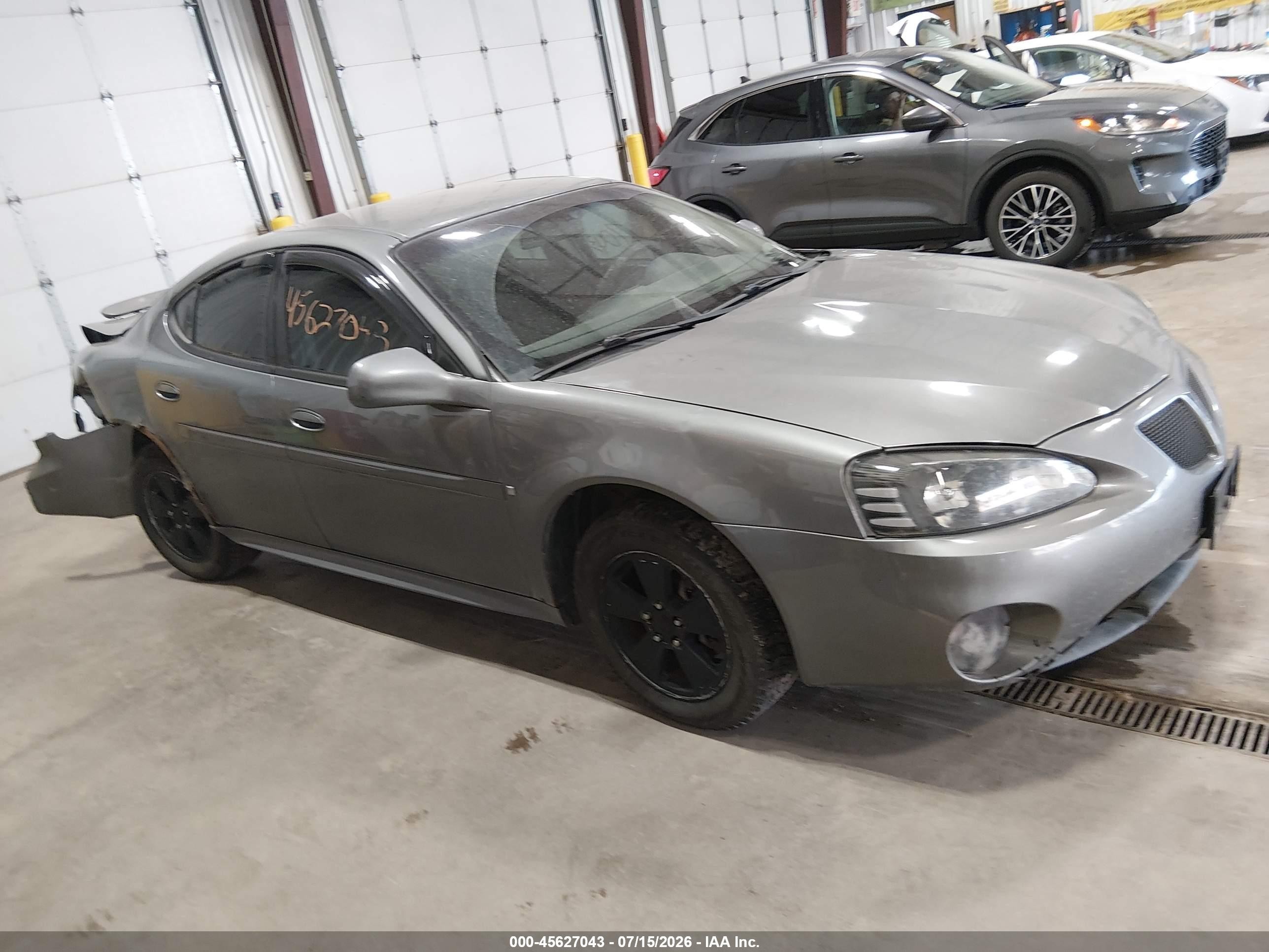 2007 Pontiac Grand Prix   Gray vin: 2G2WP552171196806